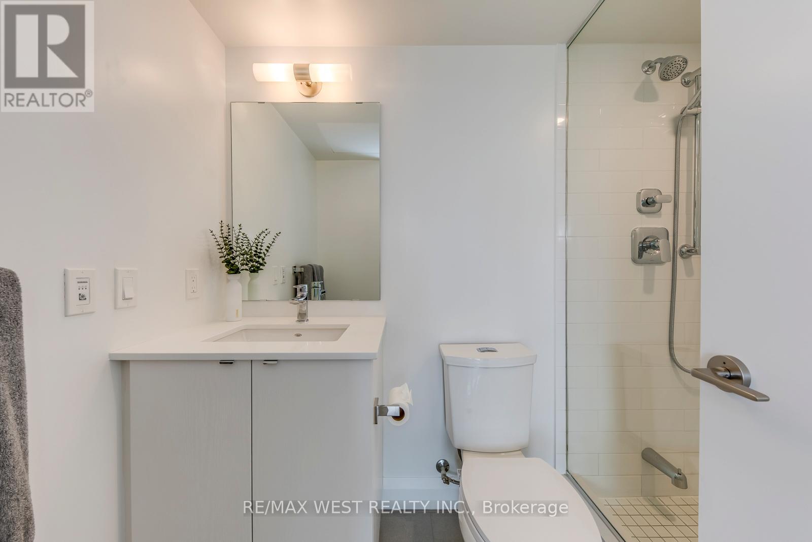 #1104 1461 LAWRENCE AVENUE W - 21