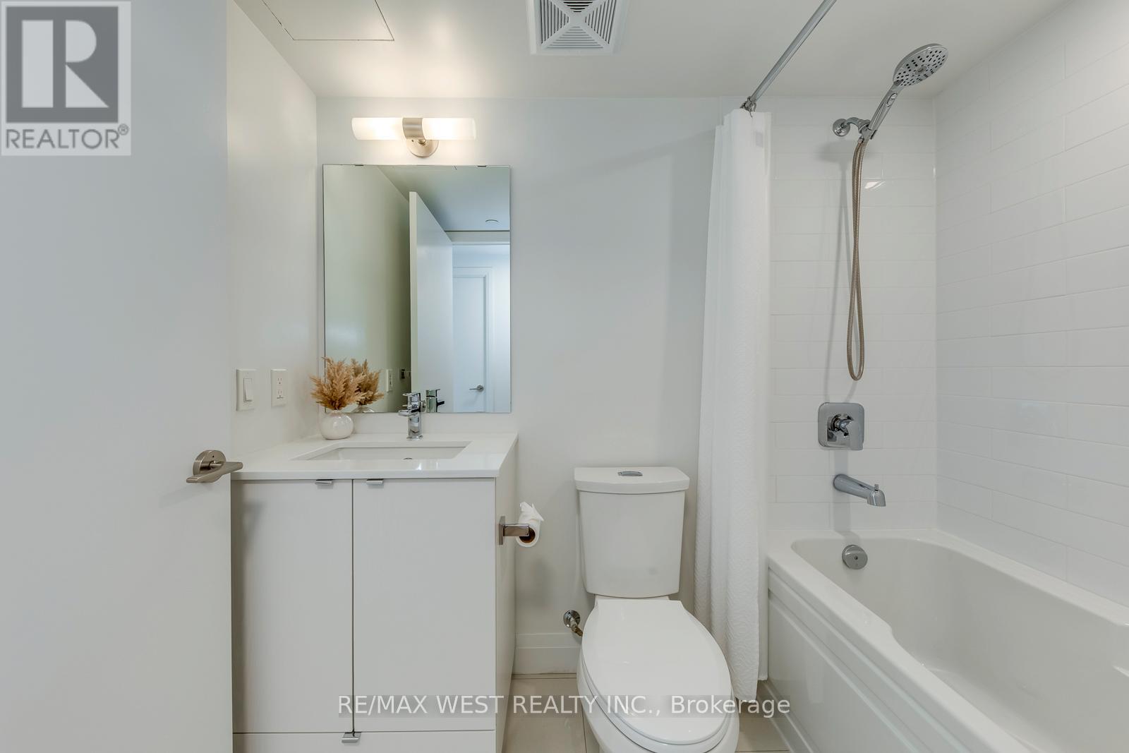 #1104 1461 LAWRENCE AVENUE W - 26