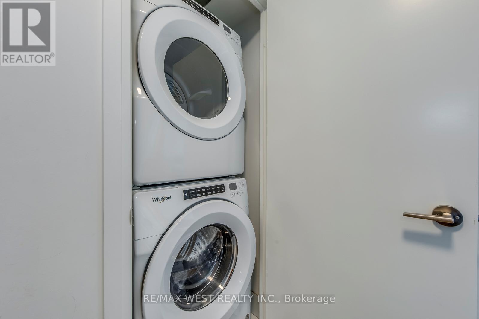 #1104 1461 LAWRENCE AVENUE W - 27