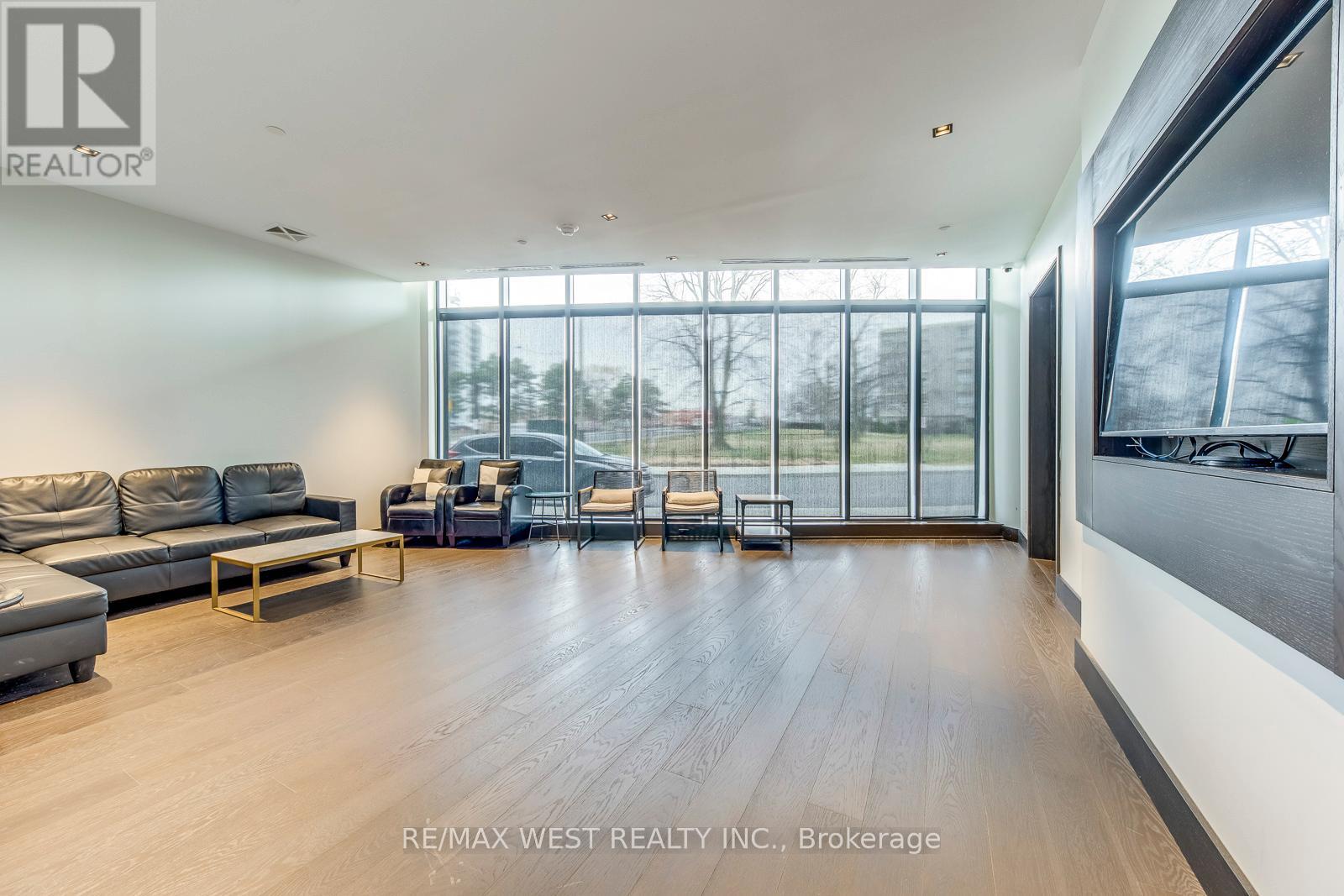 #1104 1461 LAWRENCE AVENUE W - 32