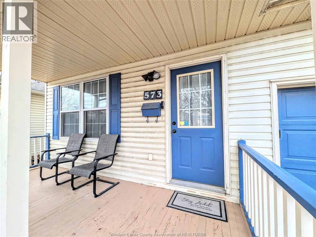 573 PALL MALL STREET — photo 2