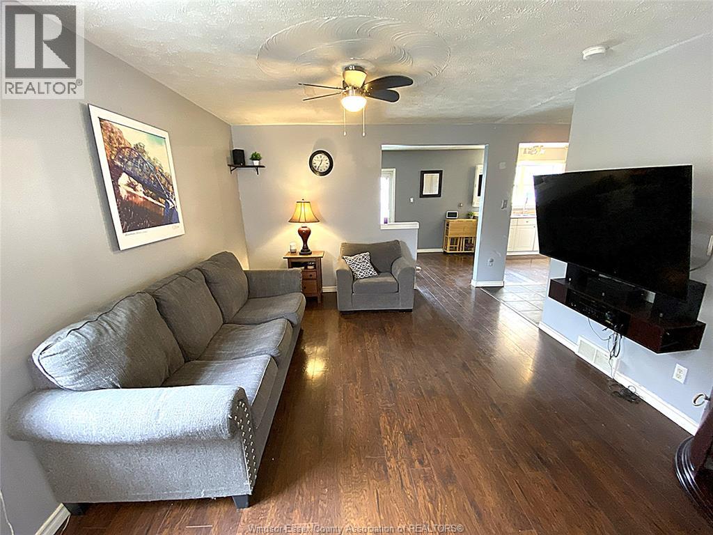 573 PALL MALL STREET — photo 6