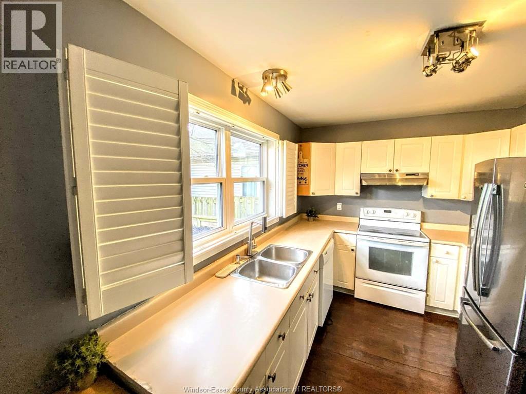 573 PALL MALL STREET — photo 9