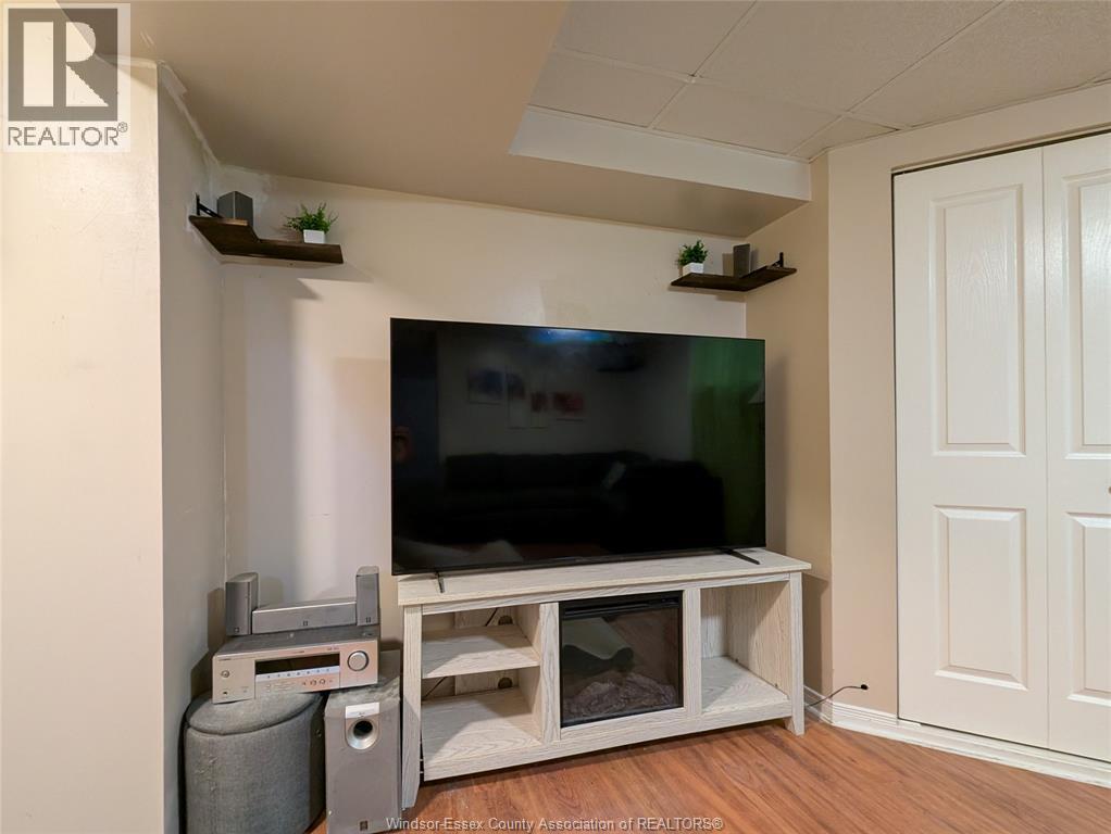 573 PALL MALL STREET — photo 31