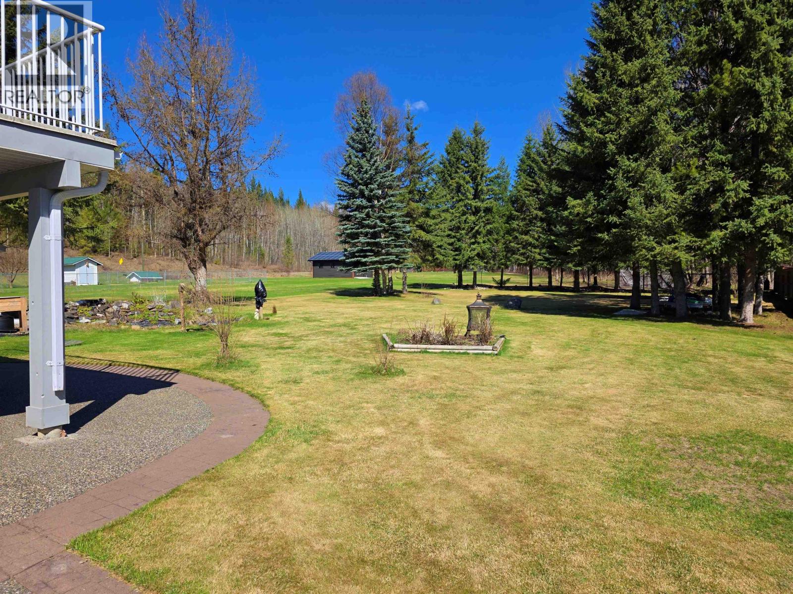 2020 GAMACHE ROAD - 28