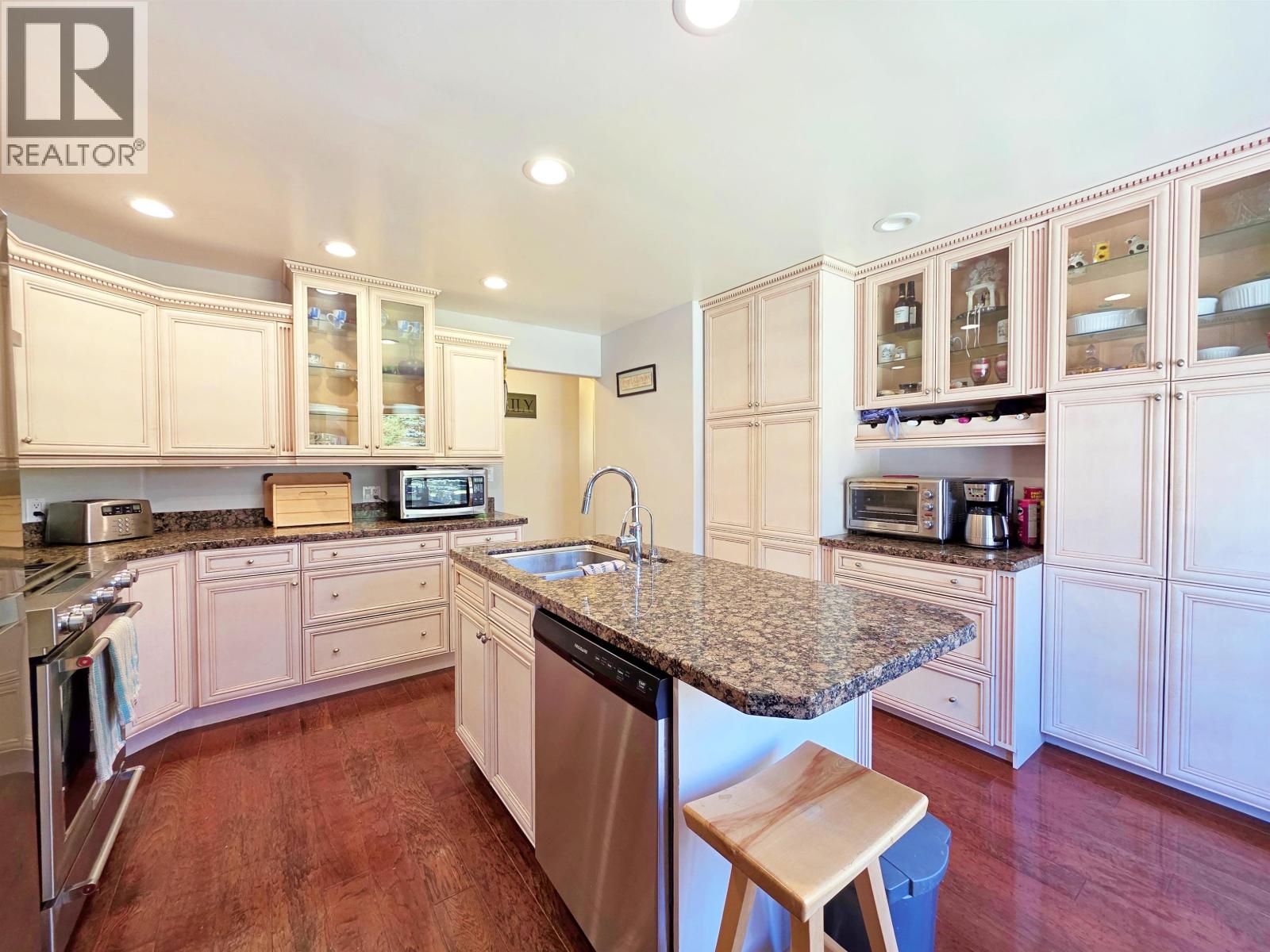 2020 GAMACHE ROAD - 10