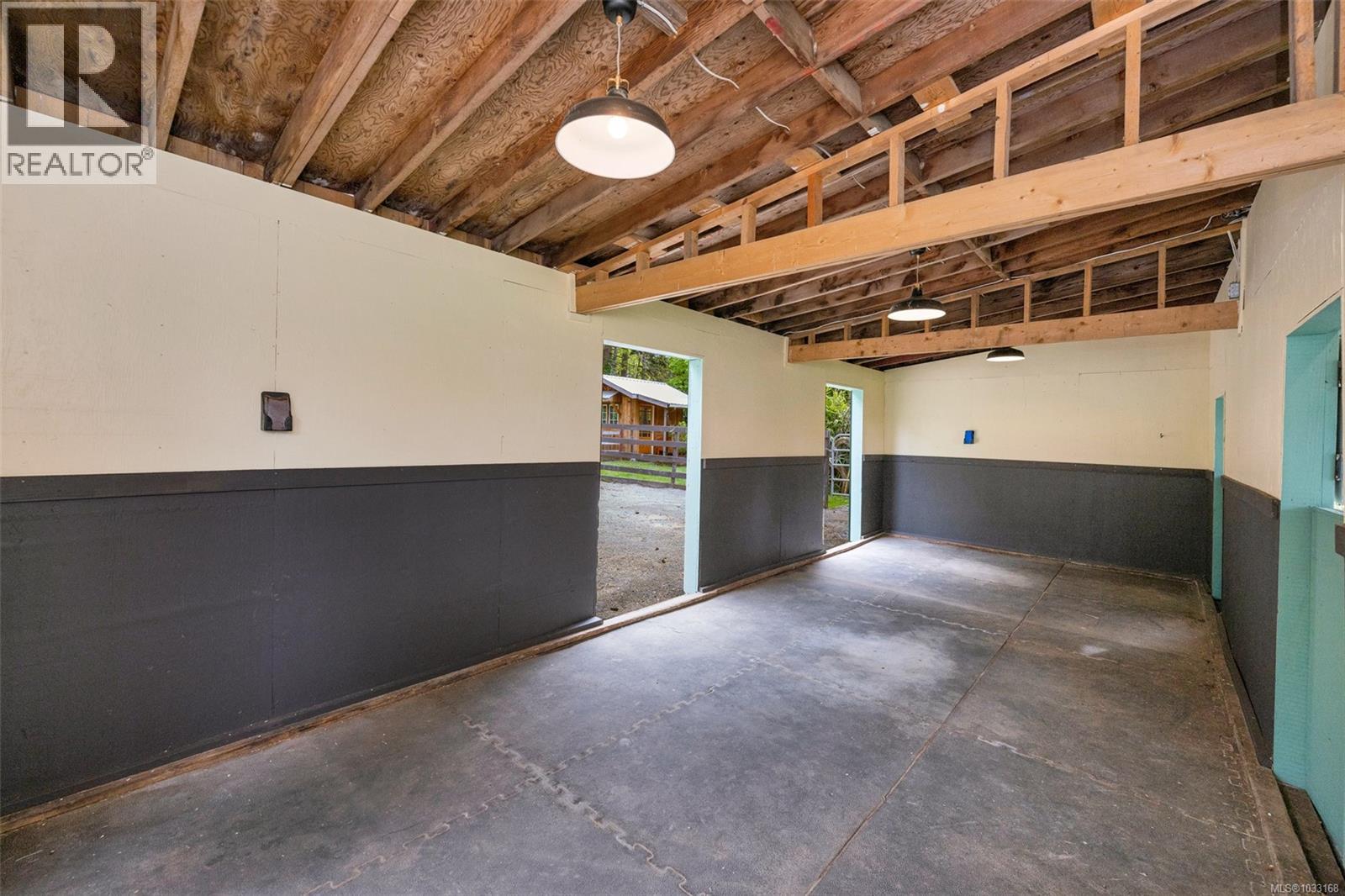  7356 Wallace Drive, Central Saanich