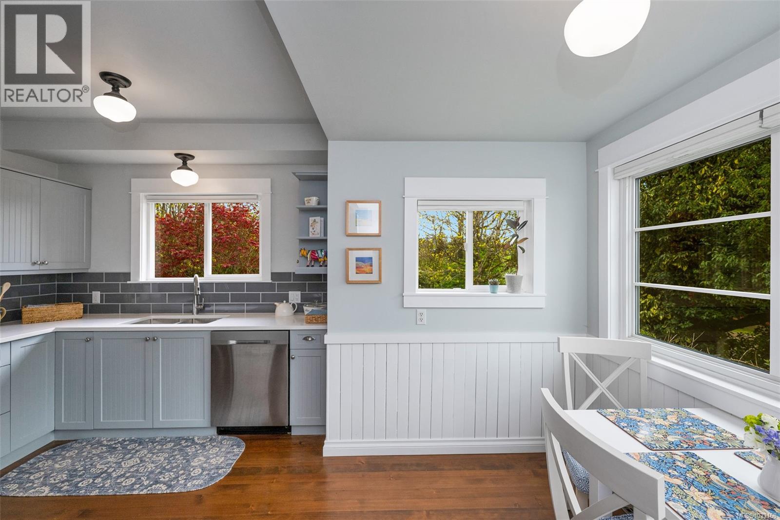  7356 Wallace Drive, Central Saanich