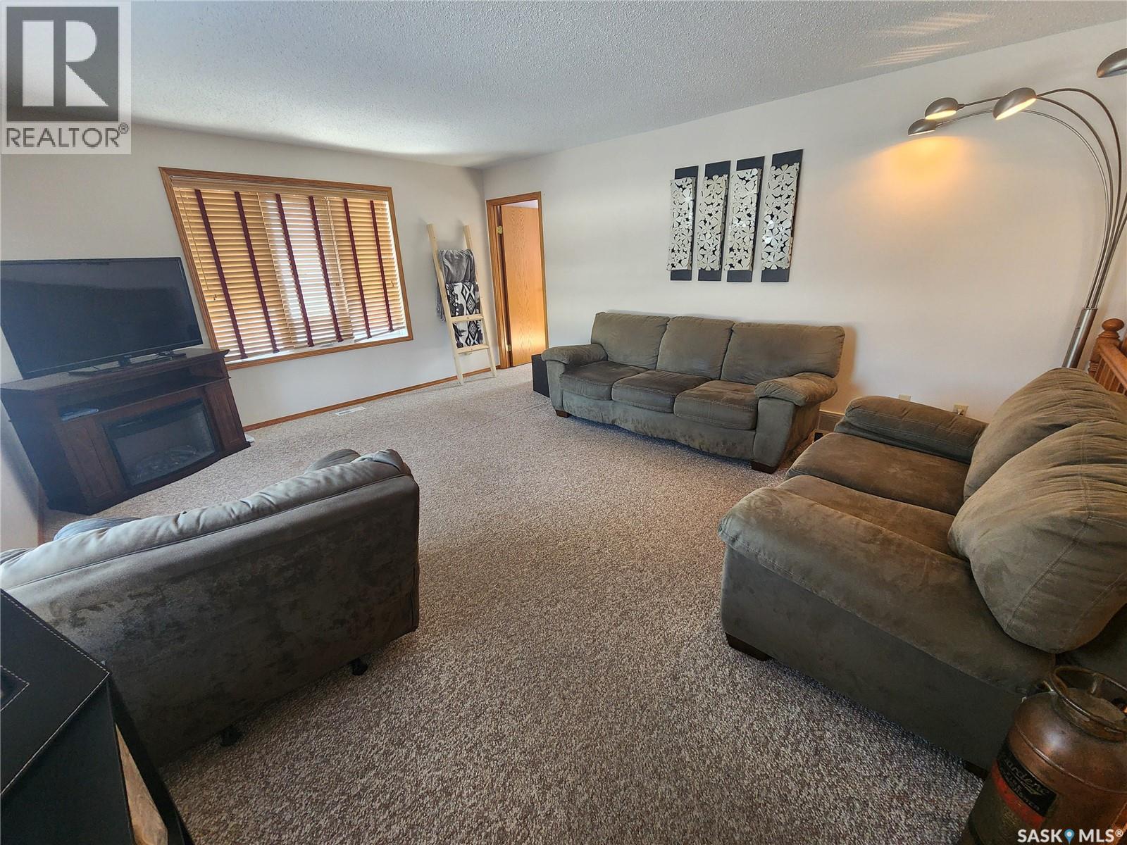 115 Carson BAY - 8