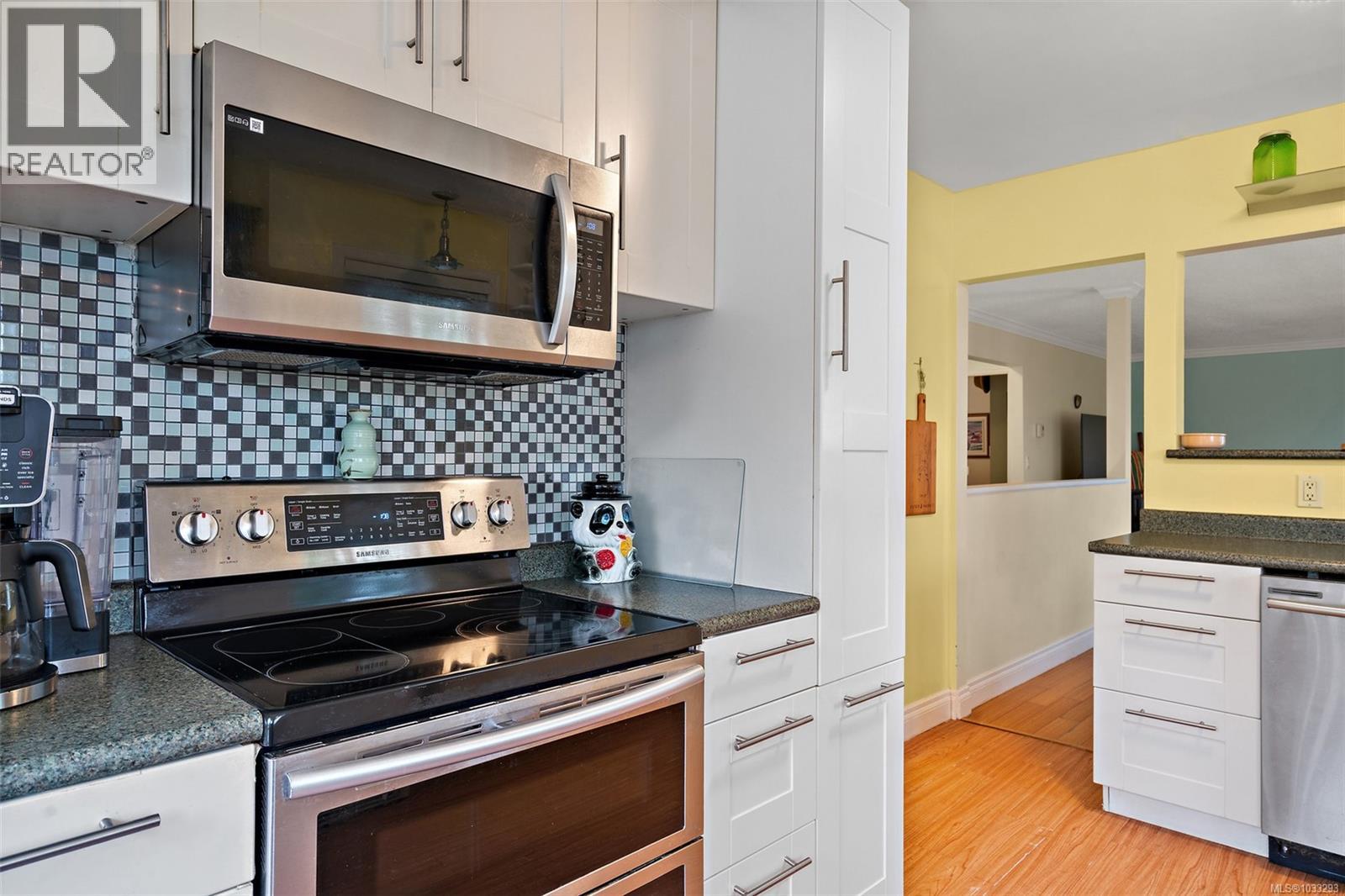  2197 Henlyn Drive, Sooke