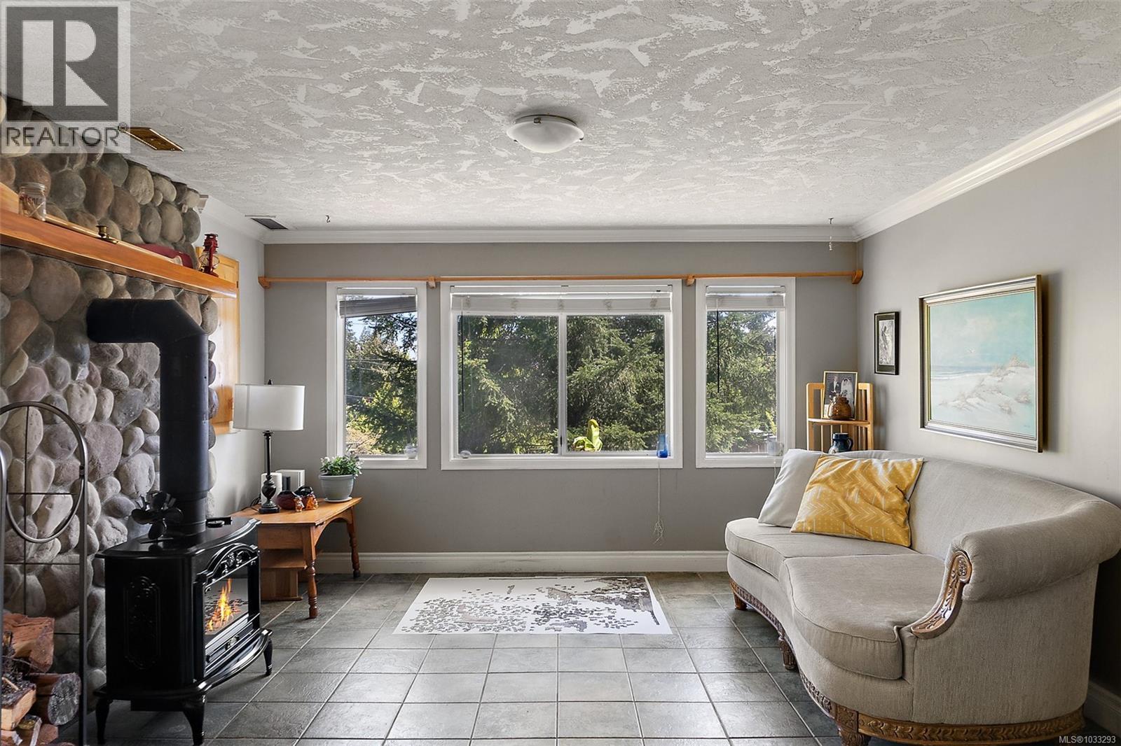  2197 Henlyn Drive, Sooke