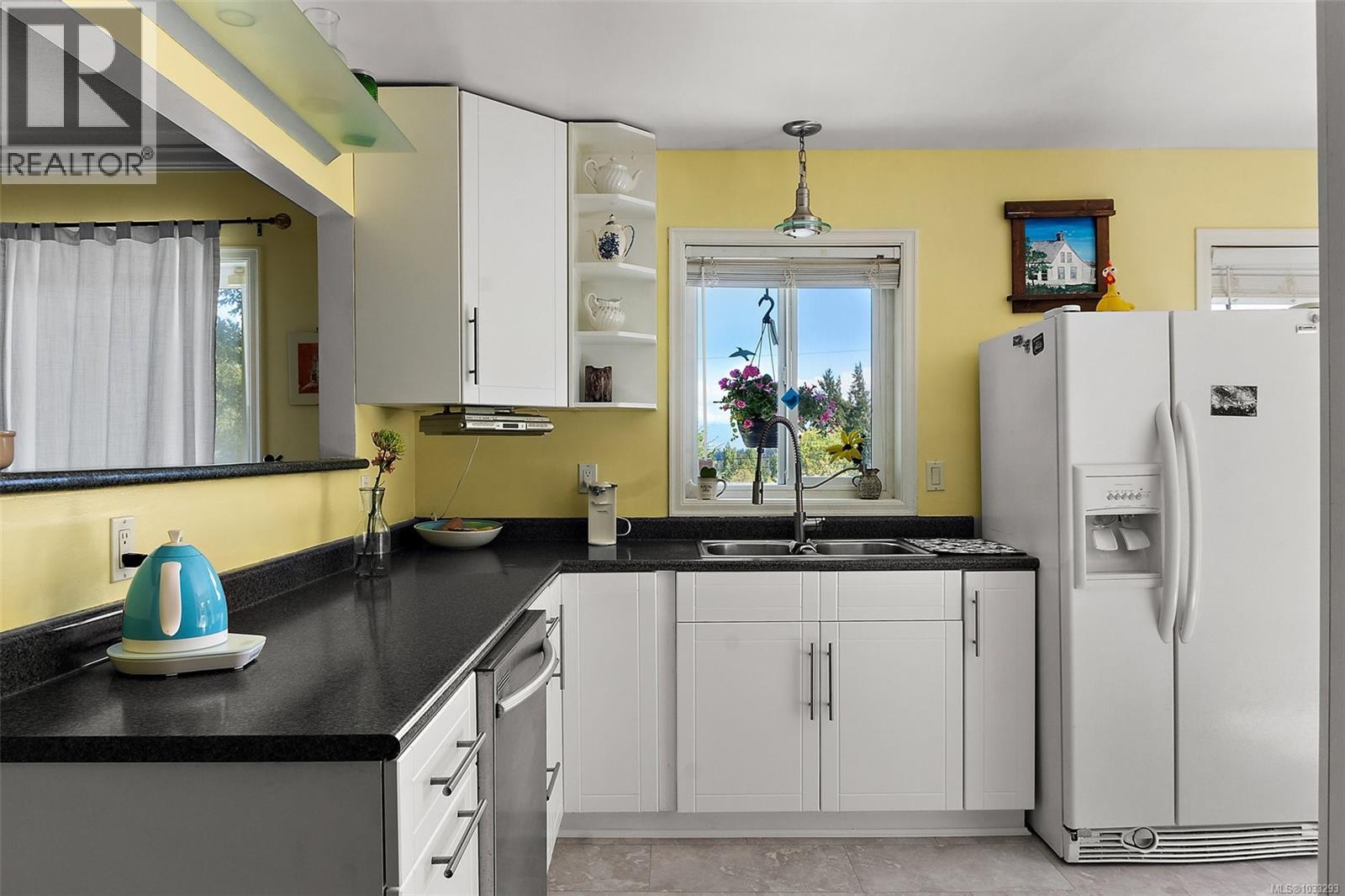  2197 Henlyn Drive, Sooke