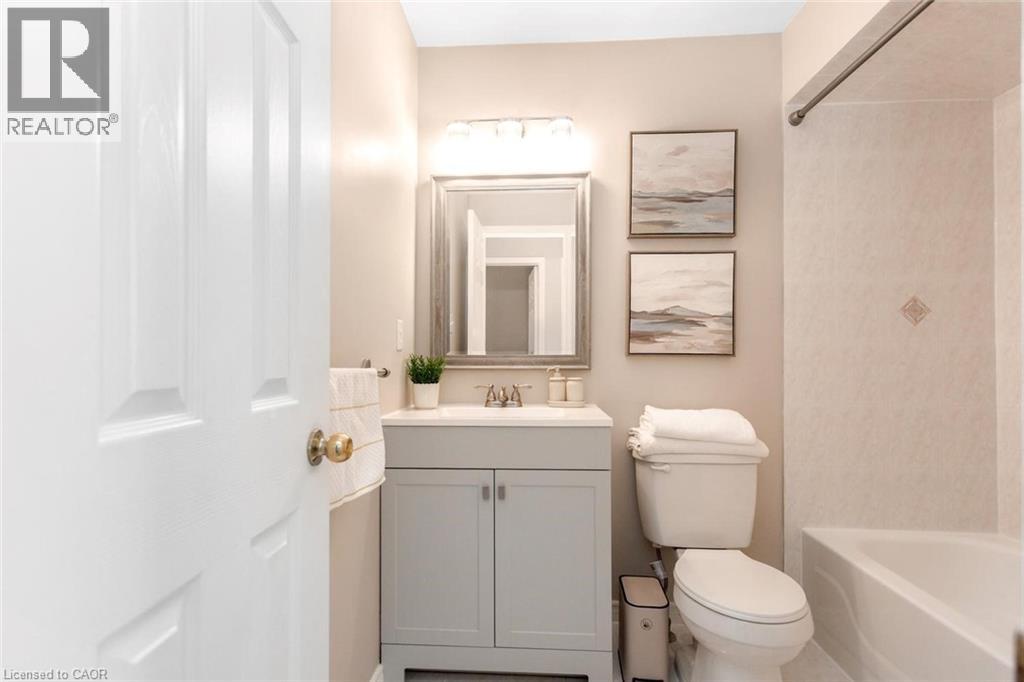 1363 BROOKSTAR Drive, Oakville, Ontario, L6M3W1 — Photo 35