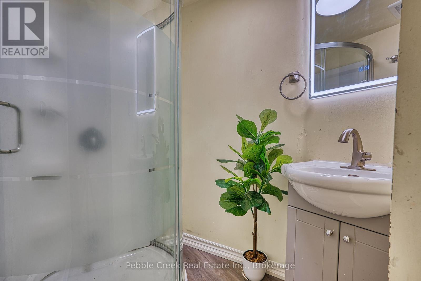 189 HINCKS STREET — photo 25