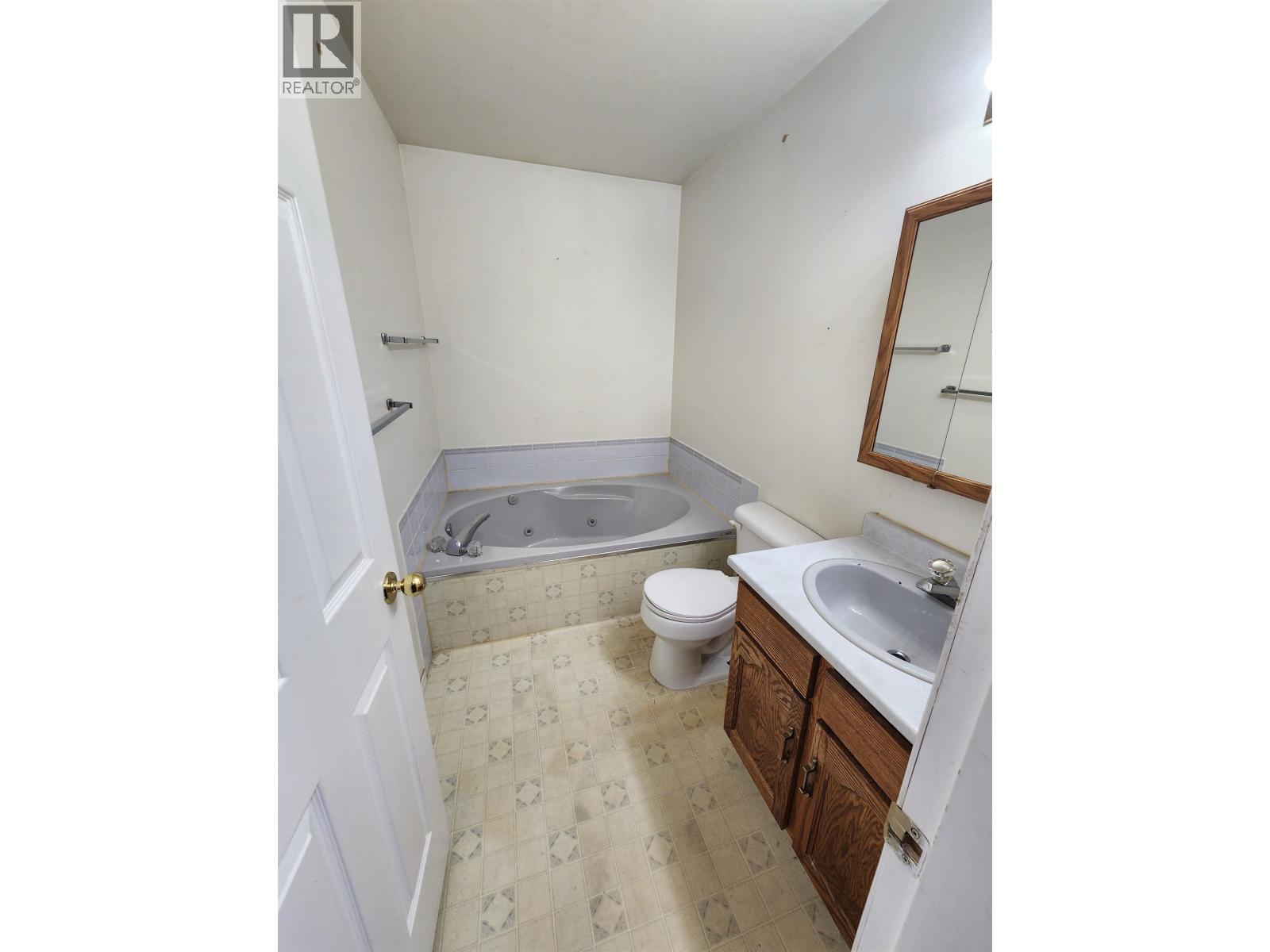 7615 PEARL DRIVE, Prince George