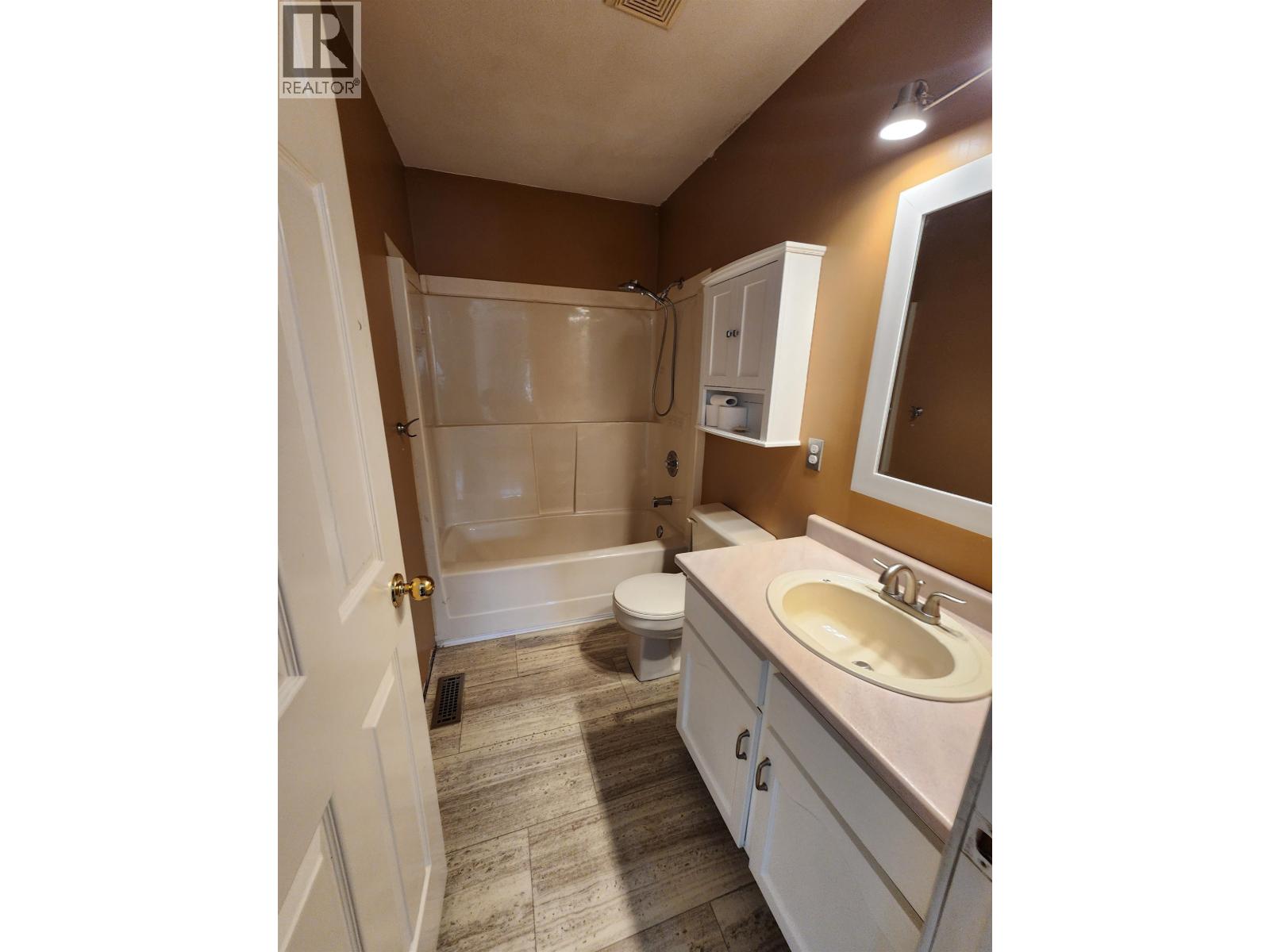 7615 PEARL DRIVE, Prince George