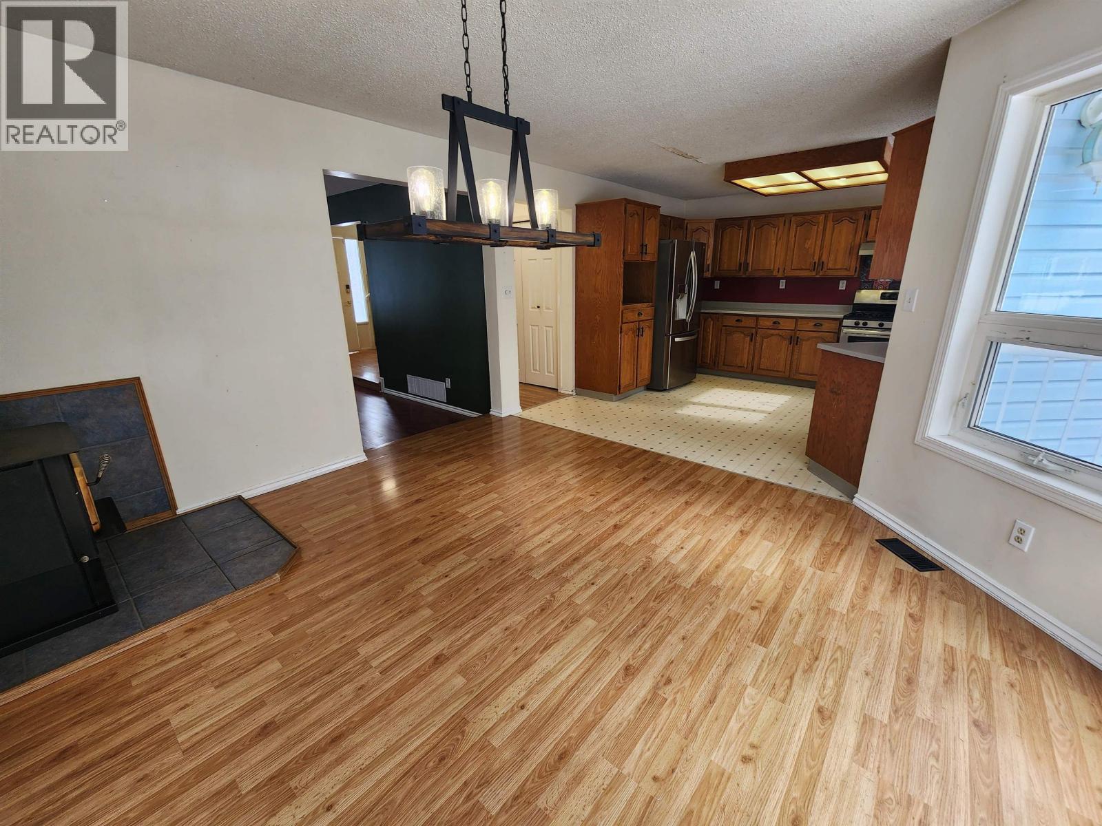7615 PEARL DRIVE, Prince George