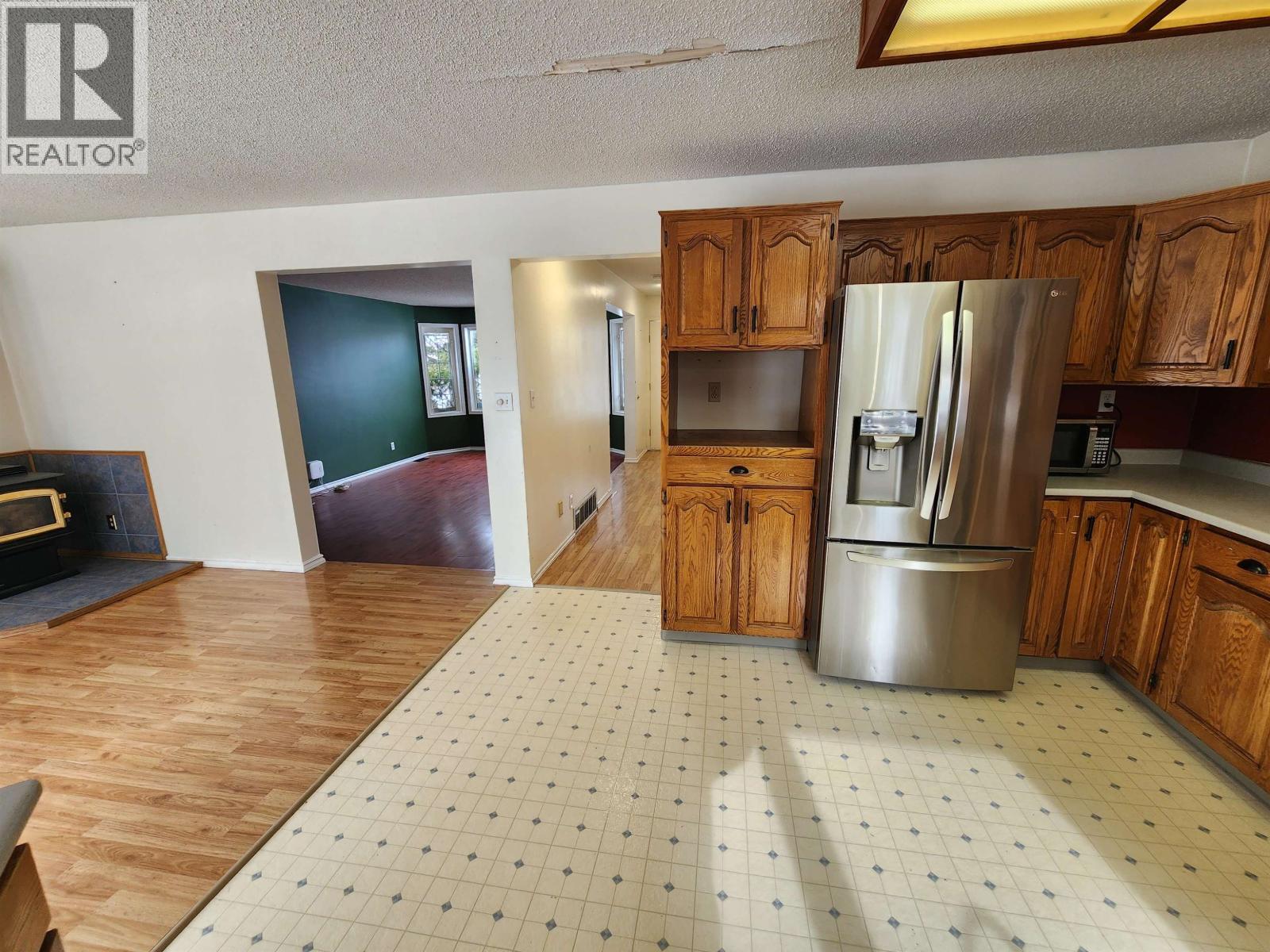 7615 PEARL DRIVE, Prince George