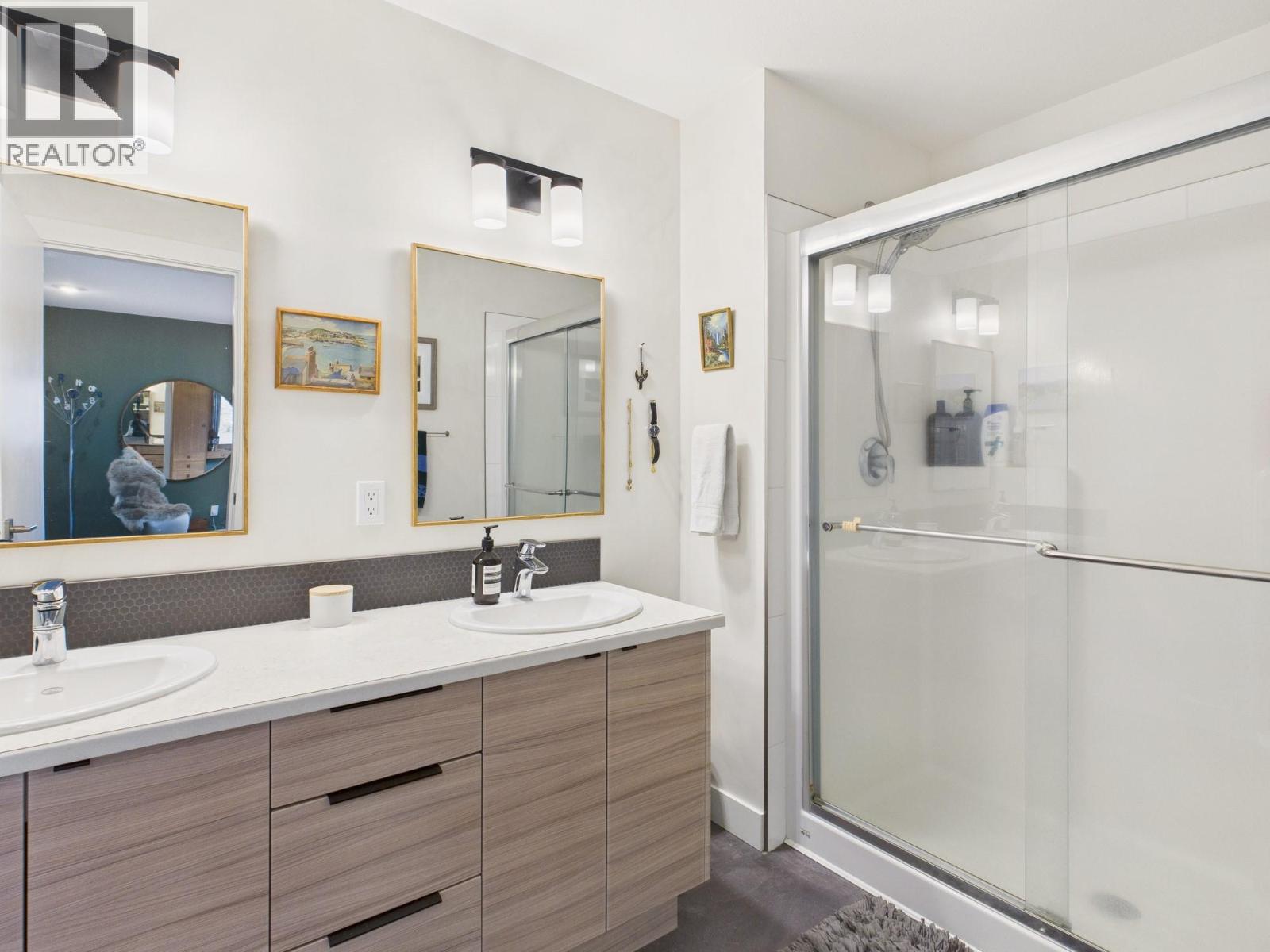 11 Raven Court, Osoyoos