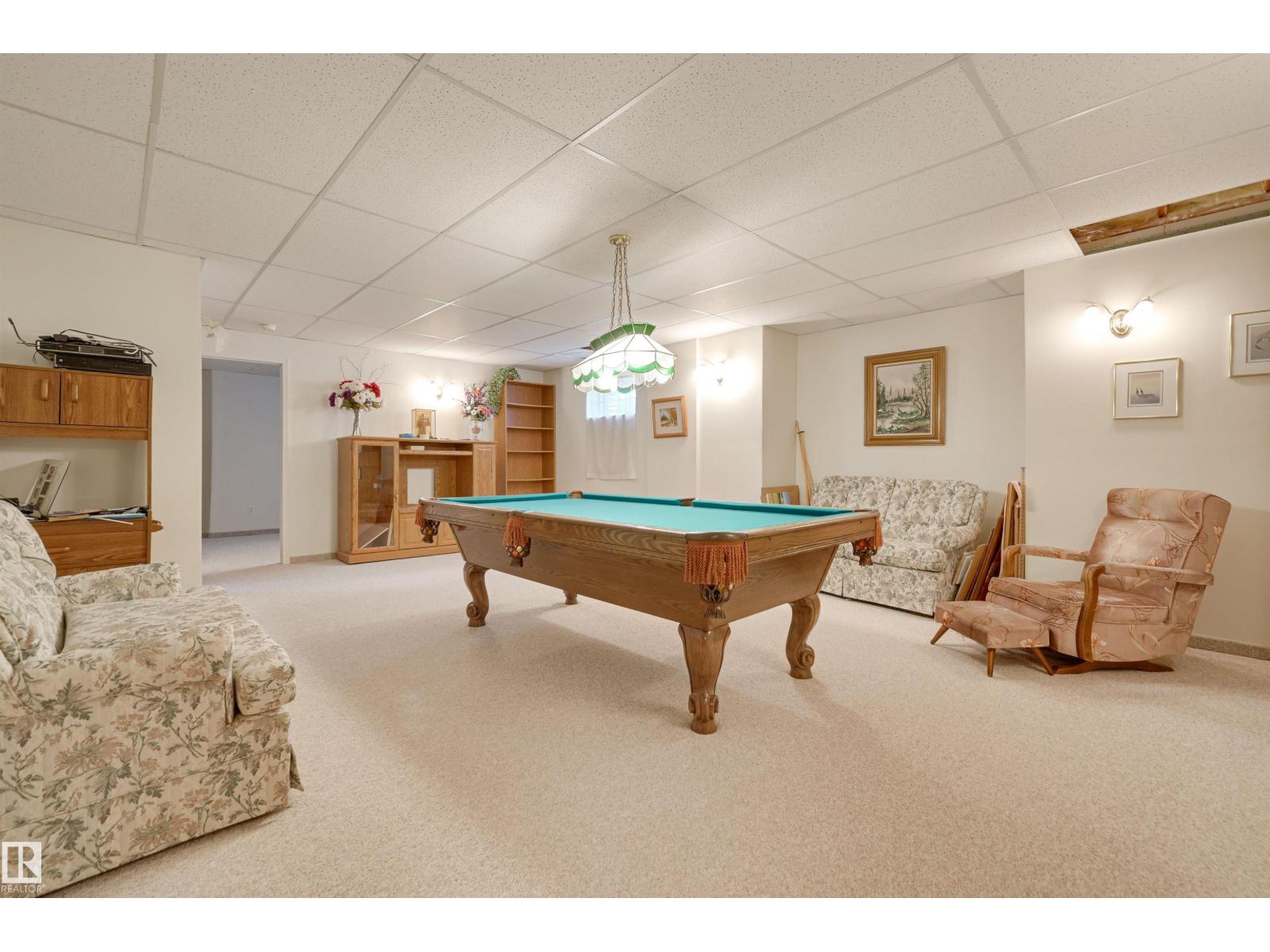 38 HIGHLAND CR, St. Albert