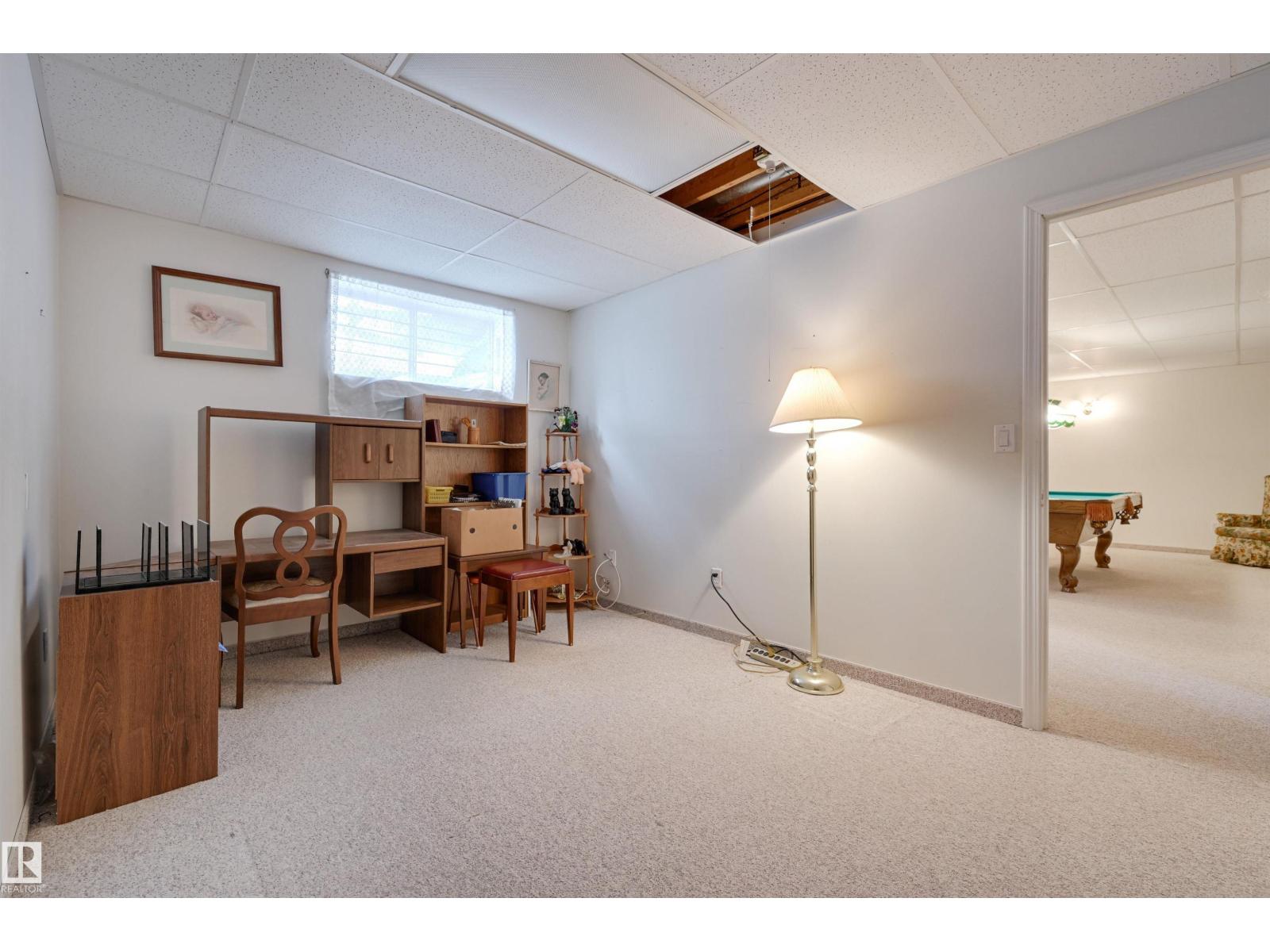 38 HIGHLAND CR, St. Albert