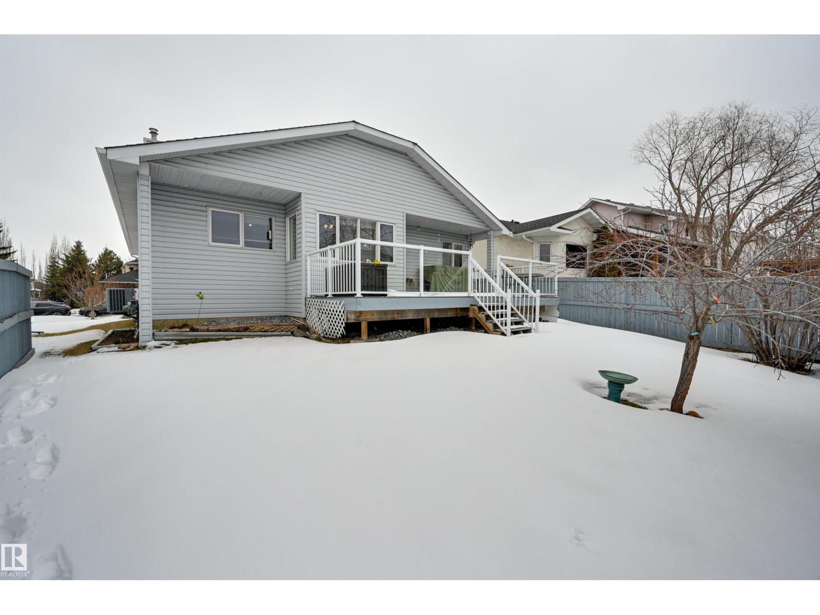 38 HIGHLAND CR, St. Albert
