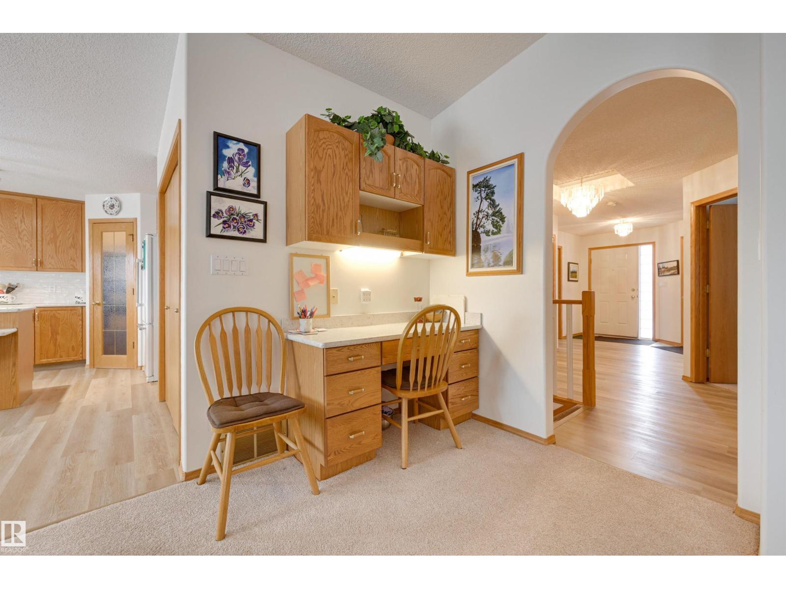 38 HIGHLAND CR, St. Albert