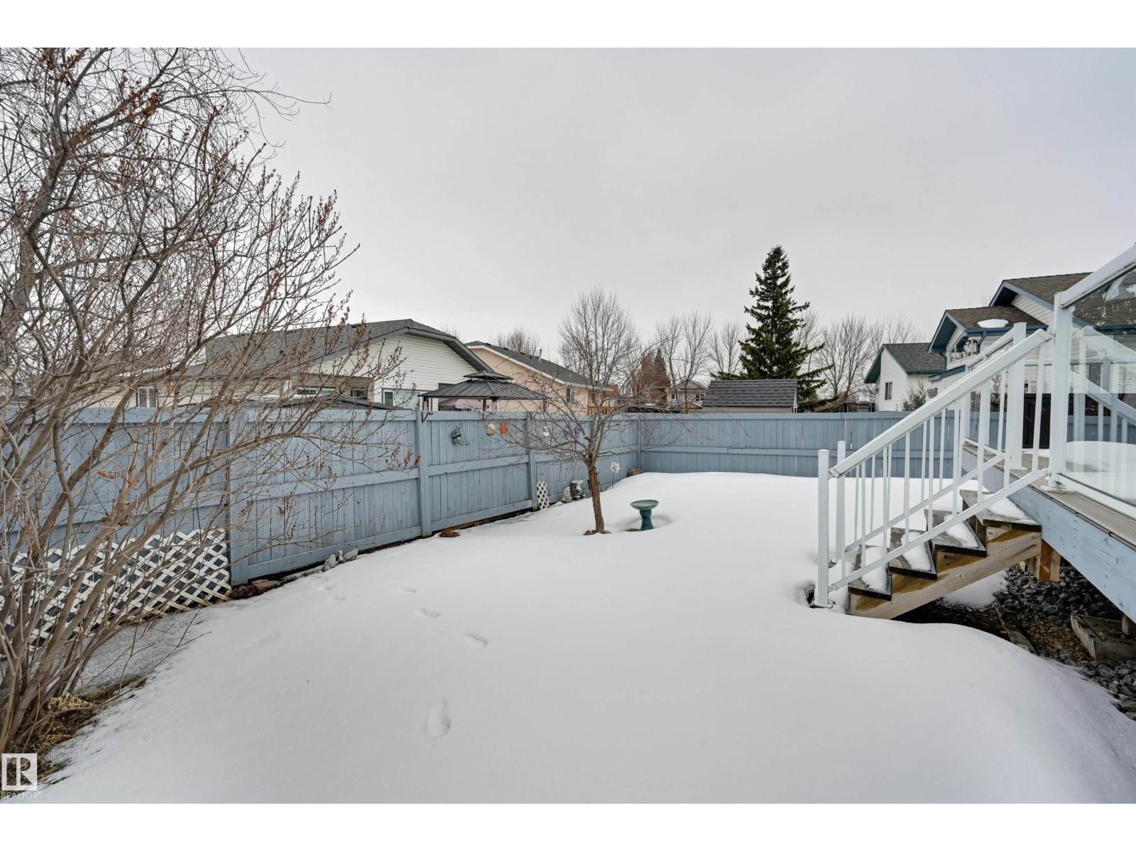 38 HIGHLAND CR, St. Albert