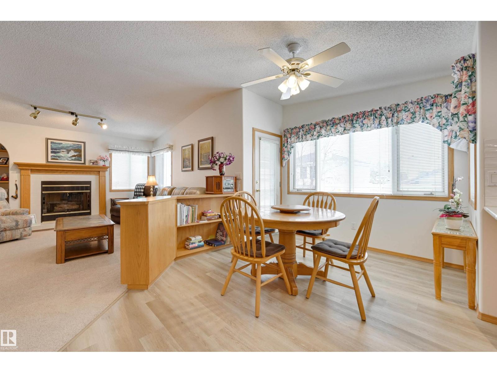 38 HIGHLAND CR, St. Albert