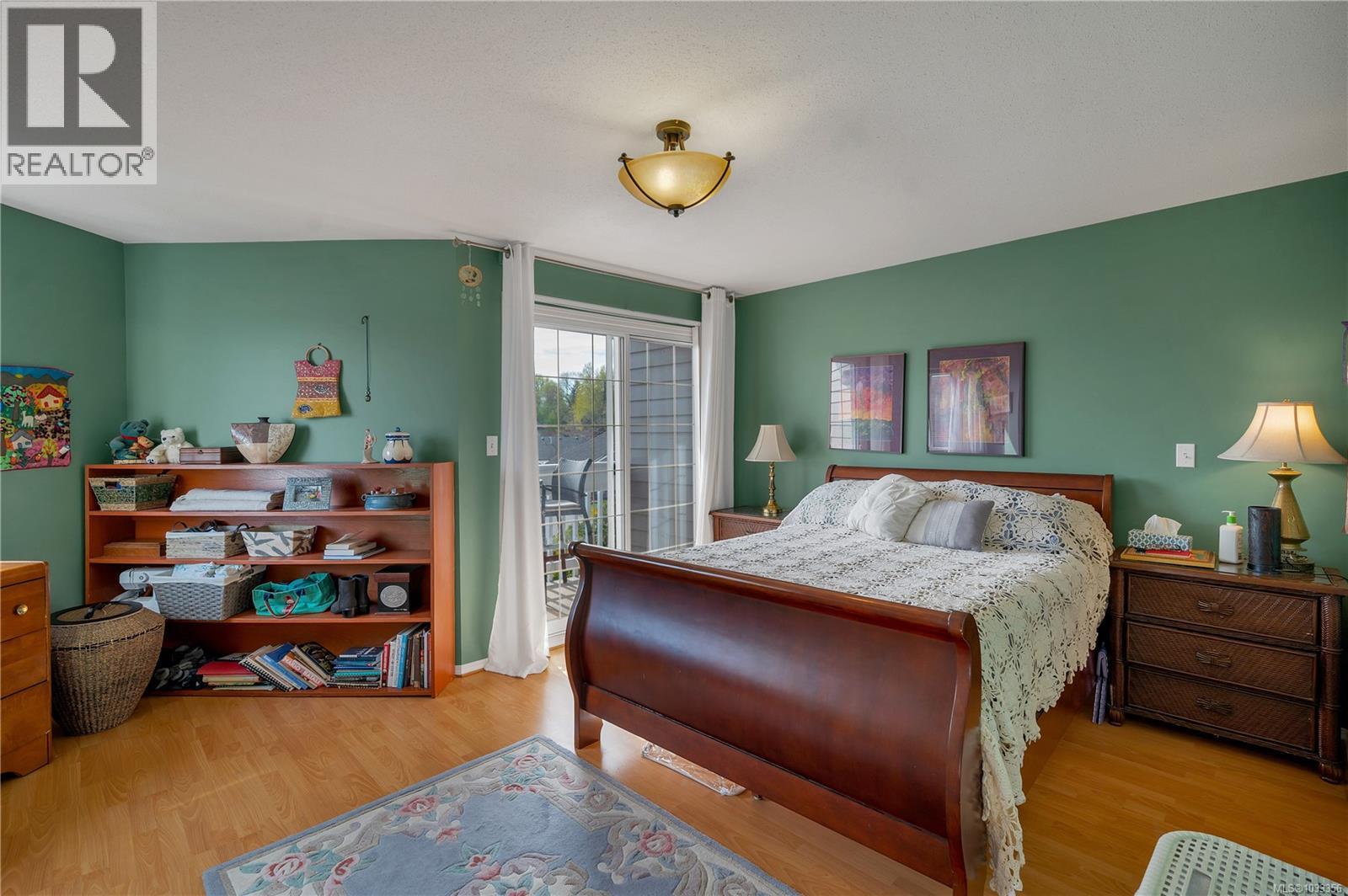 #5 3020 CLIFFE Ave - 18
