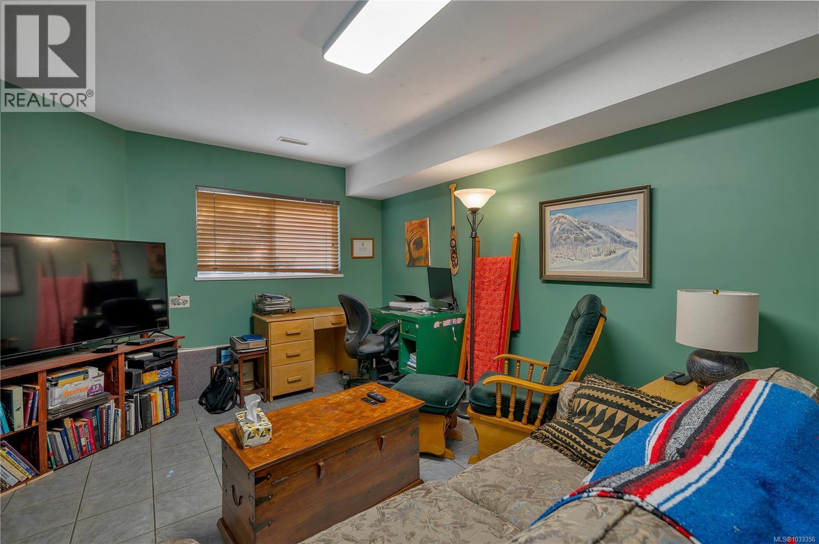 #5 3020 CLIFFE Ave - 31