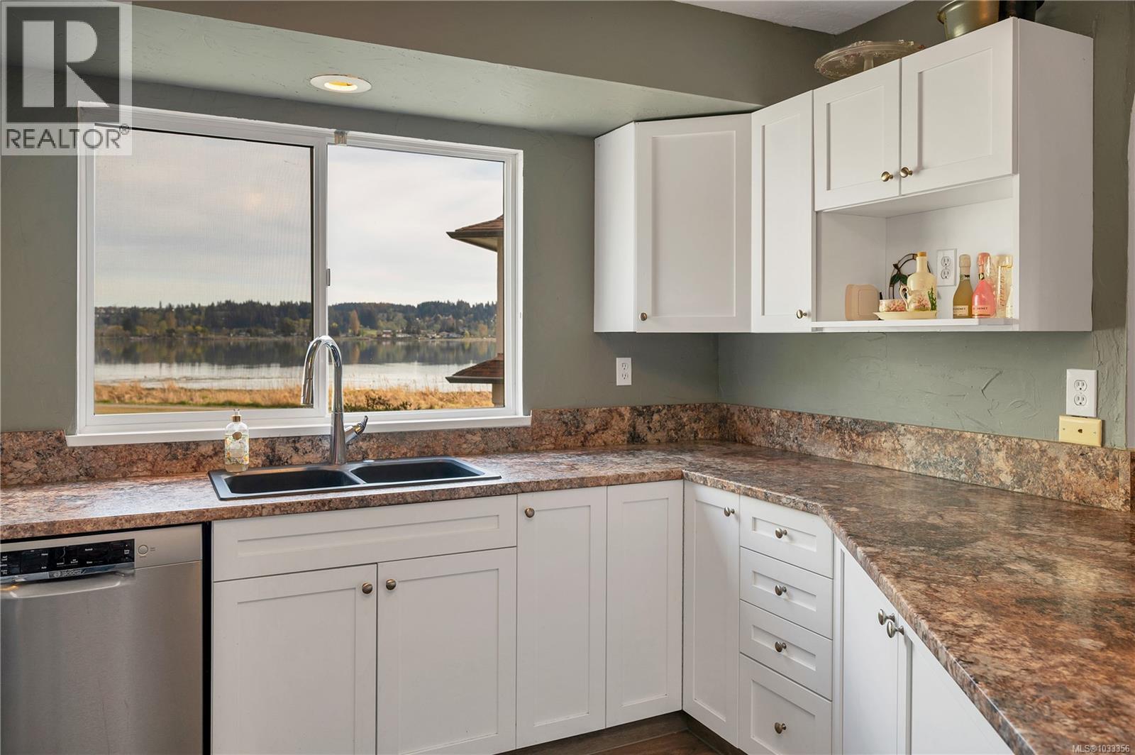 #5 3020 CLIFFE Ave - 8