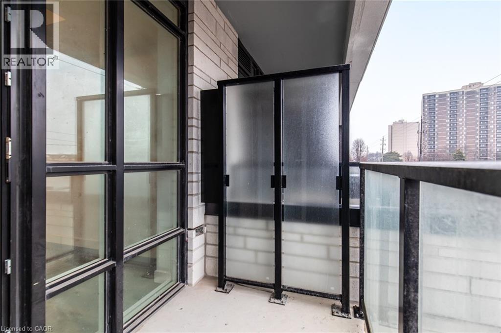 #220 461 GREEN Road Unit# 220 - 18