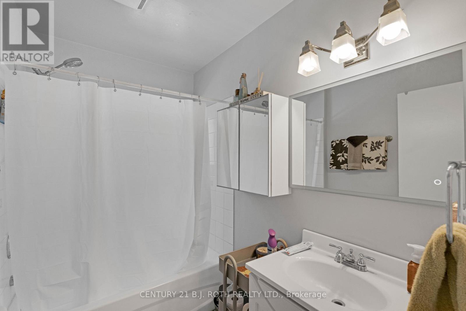 184 BORLAND STREET E - 14