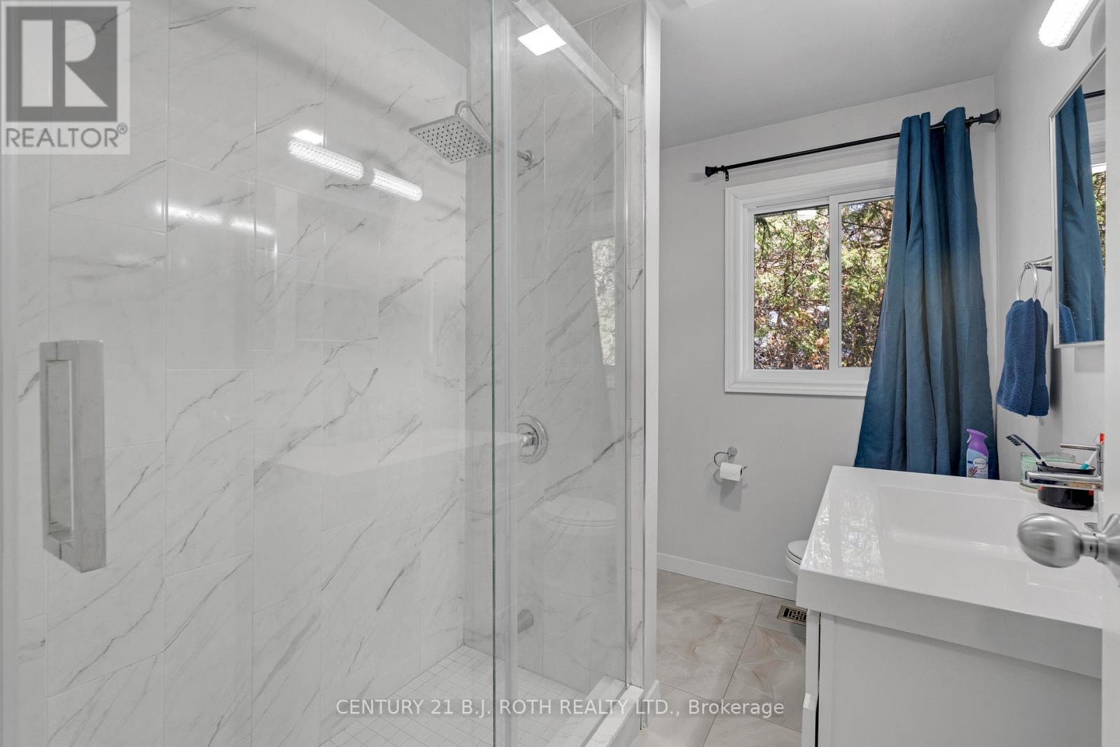 184 BORLAND STREET E - 36