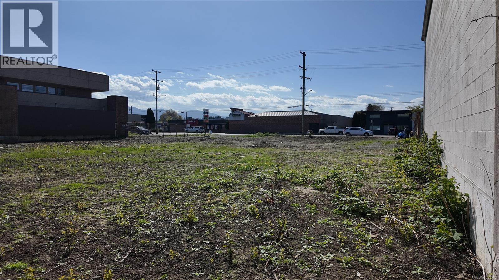 5861 York Rd — photo 16