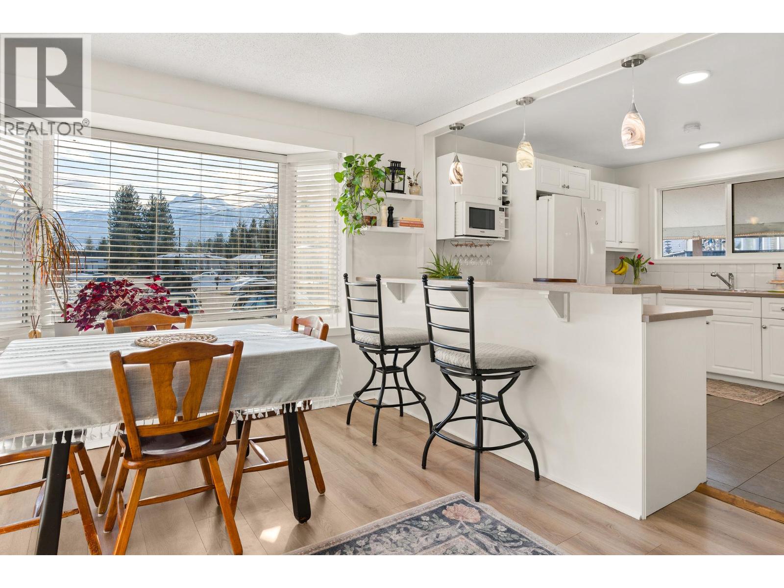 257 Viers Crescent — photo 8