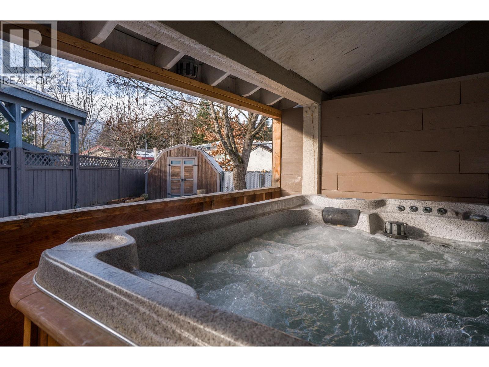 Hot Tub included