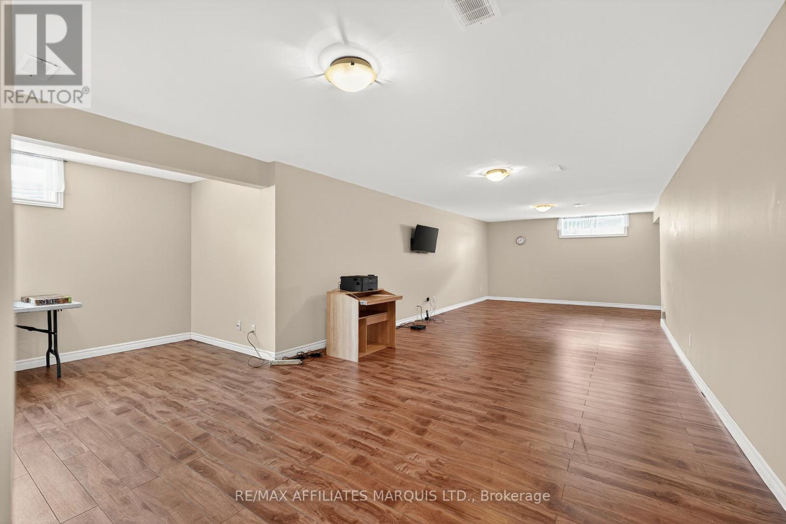 516 JO ANNE CRESCENT - 22