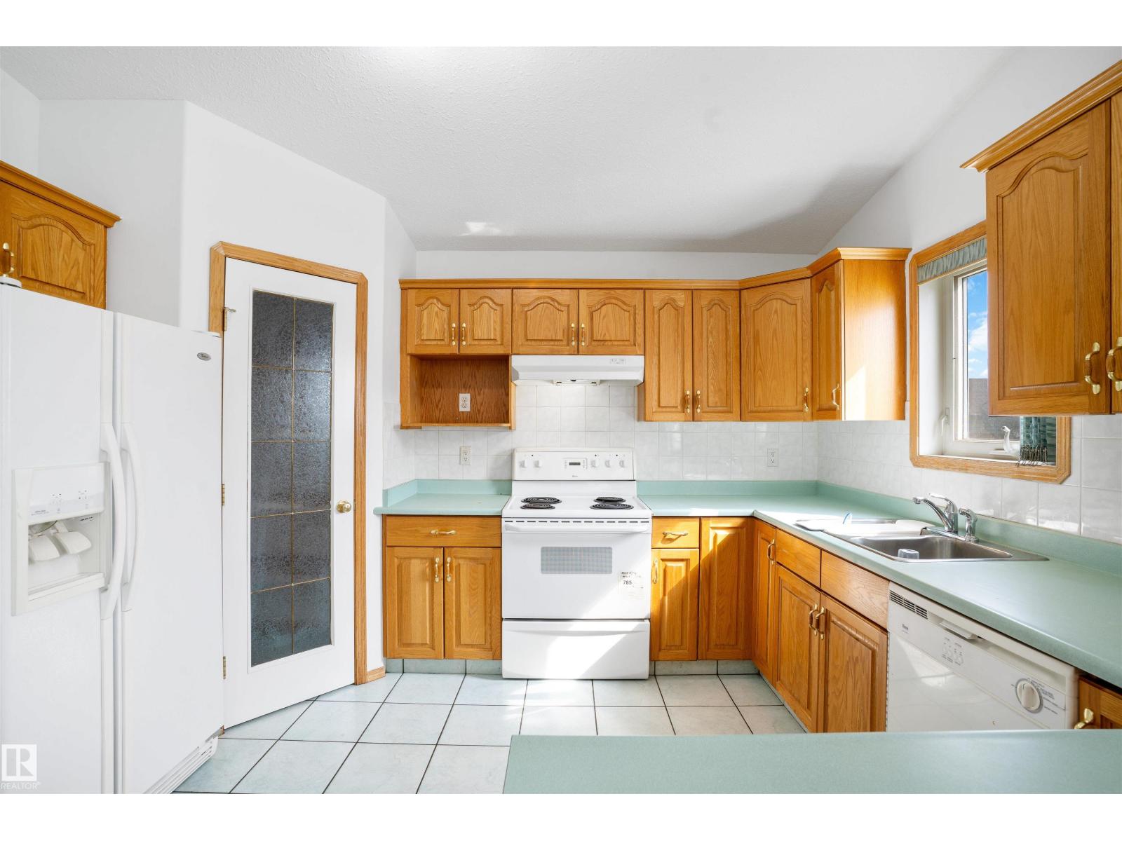 2915 151A AV NW, Edmonton