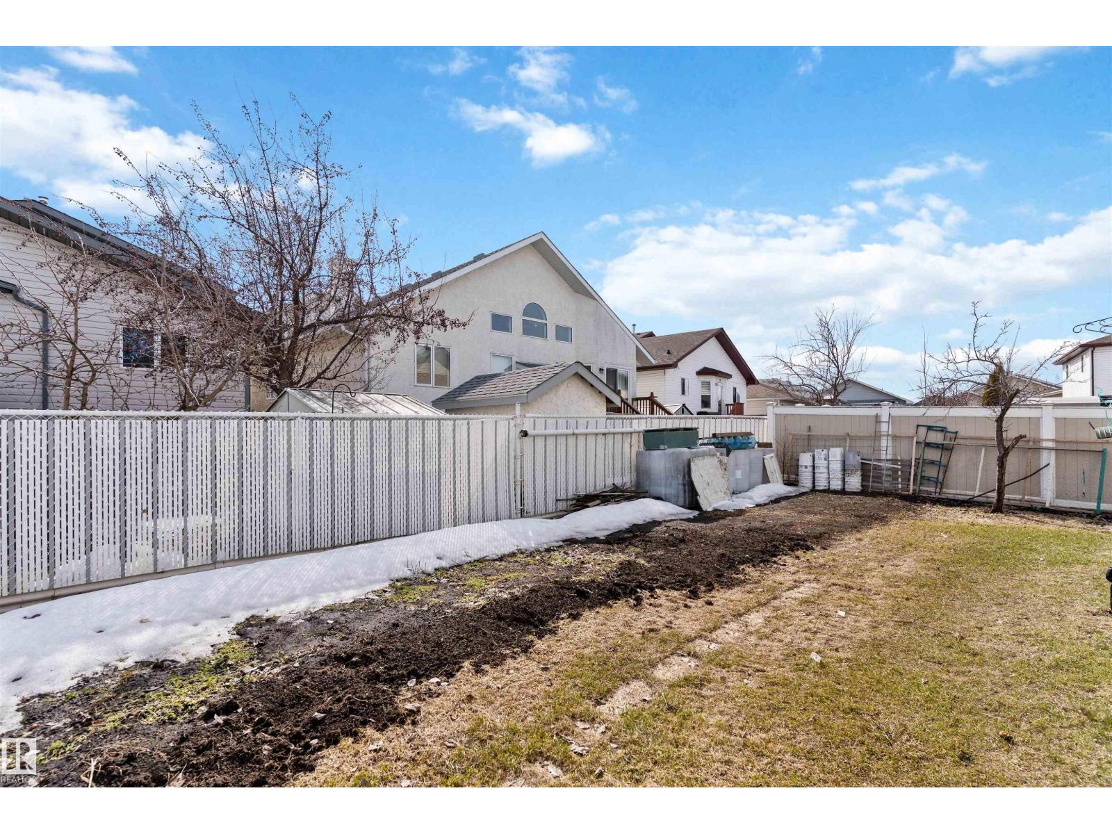 2915 151A AV NW, Edmonton