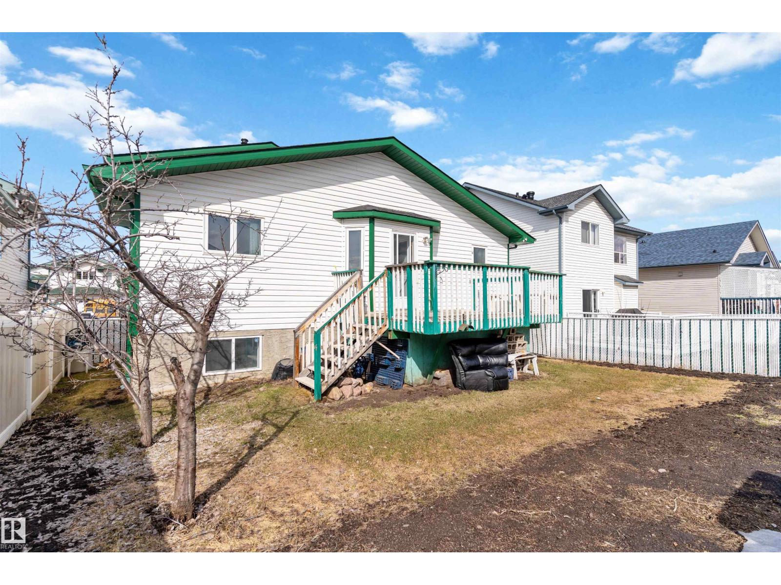 2915 151A AV NW, Edmonton