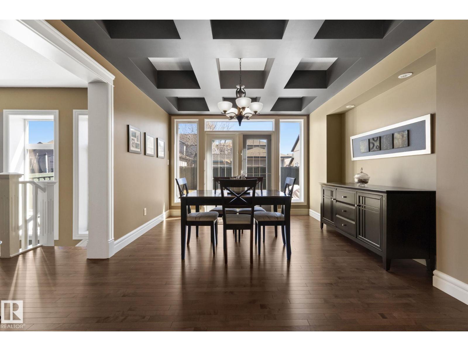 2011 126 ST SW, Edmonton