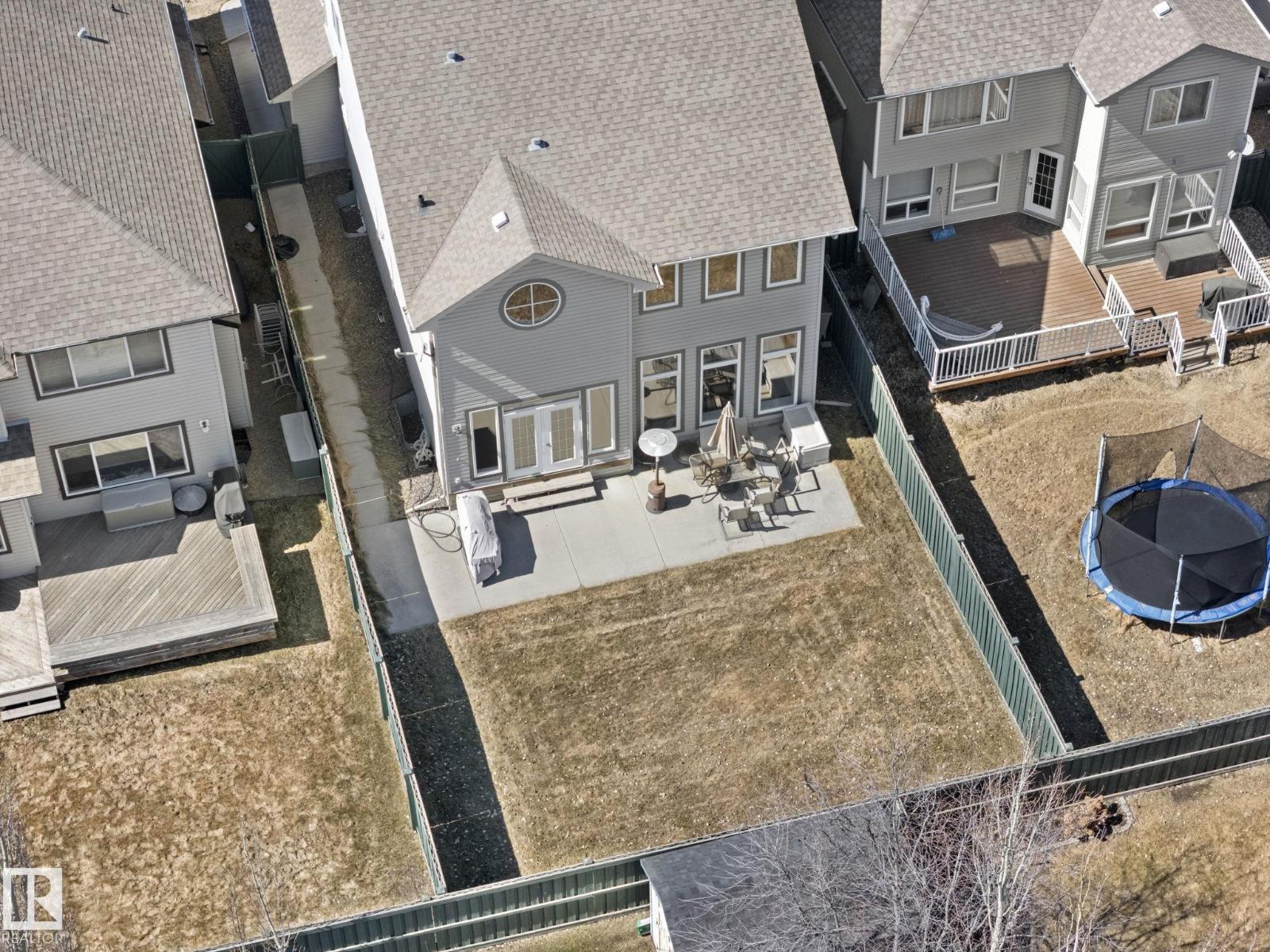 2011 126 ST SW, Edmonton