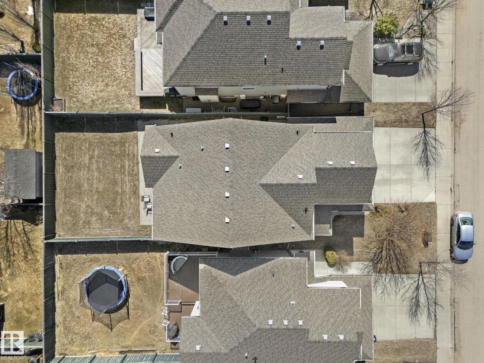 2011 126 ST SW, Edmonton