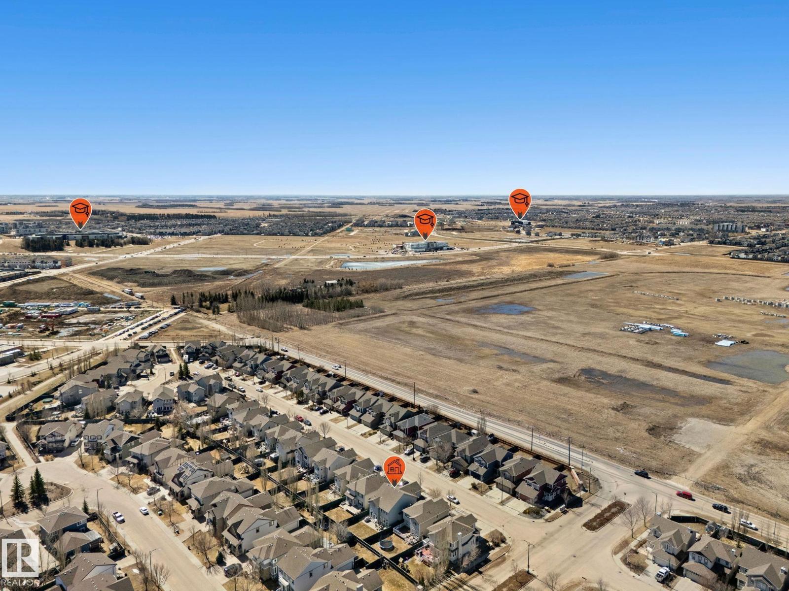 2011 126 ST SW, Edmonton