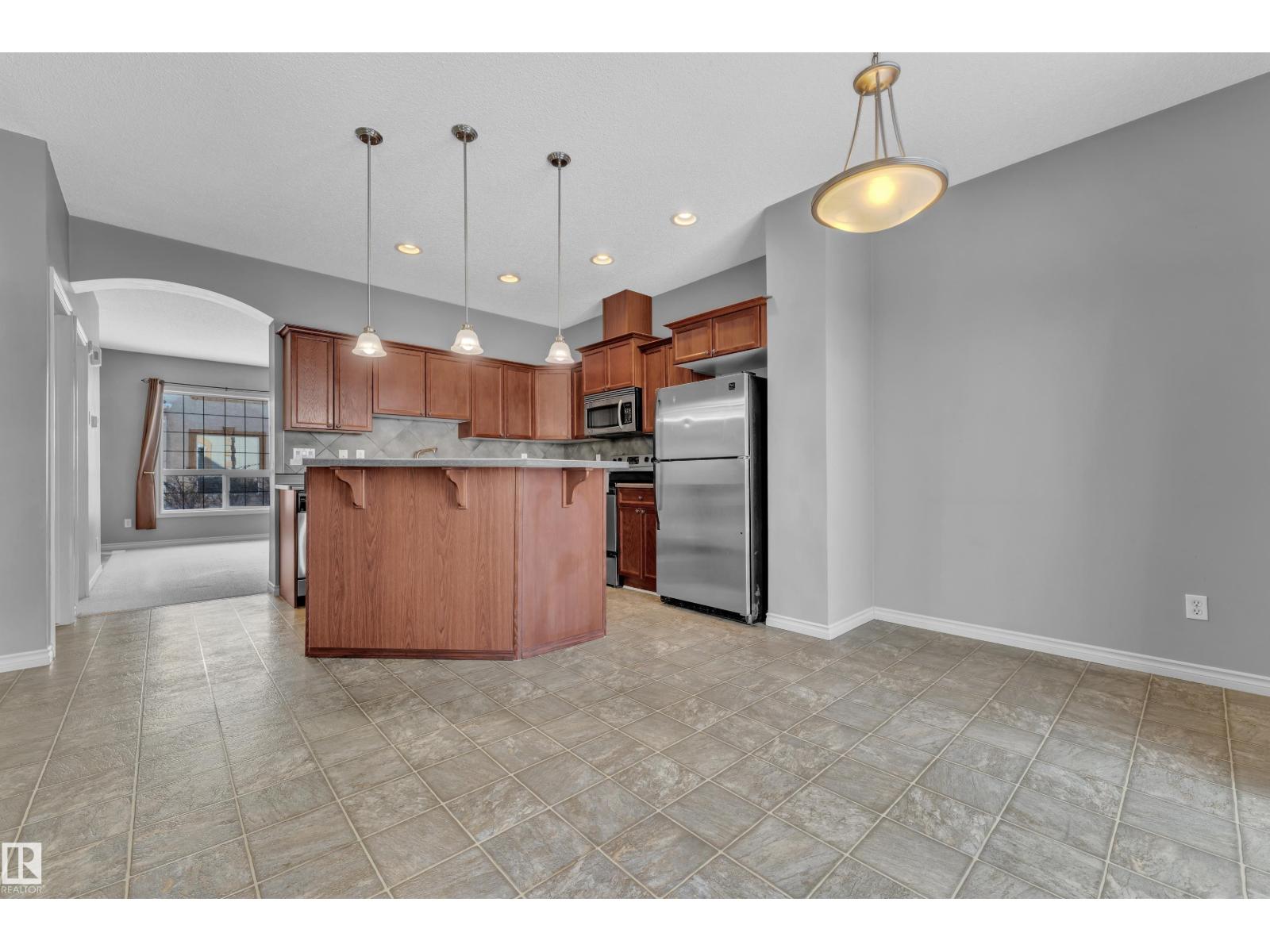 #110 13825 155 NW, Edmonton