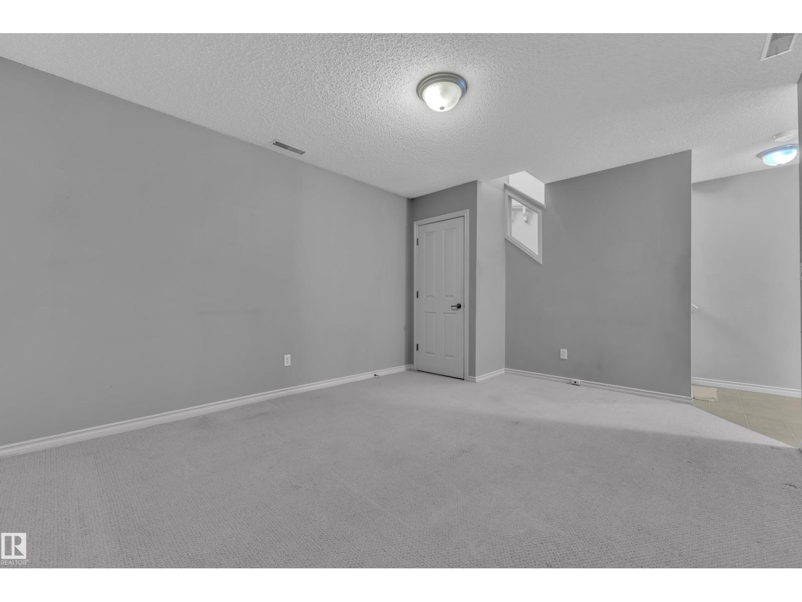 #110 13825 155 NW, Edmonton