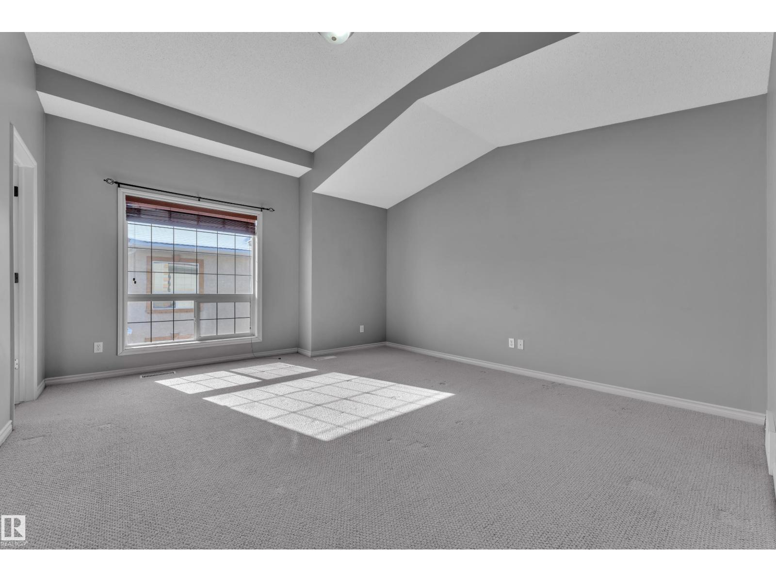 #110 13825 155 NW, Edmonton