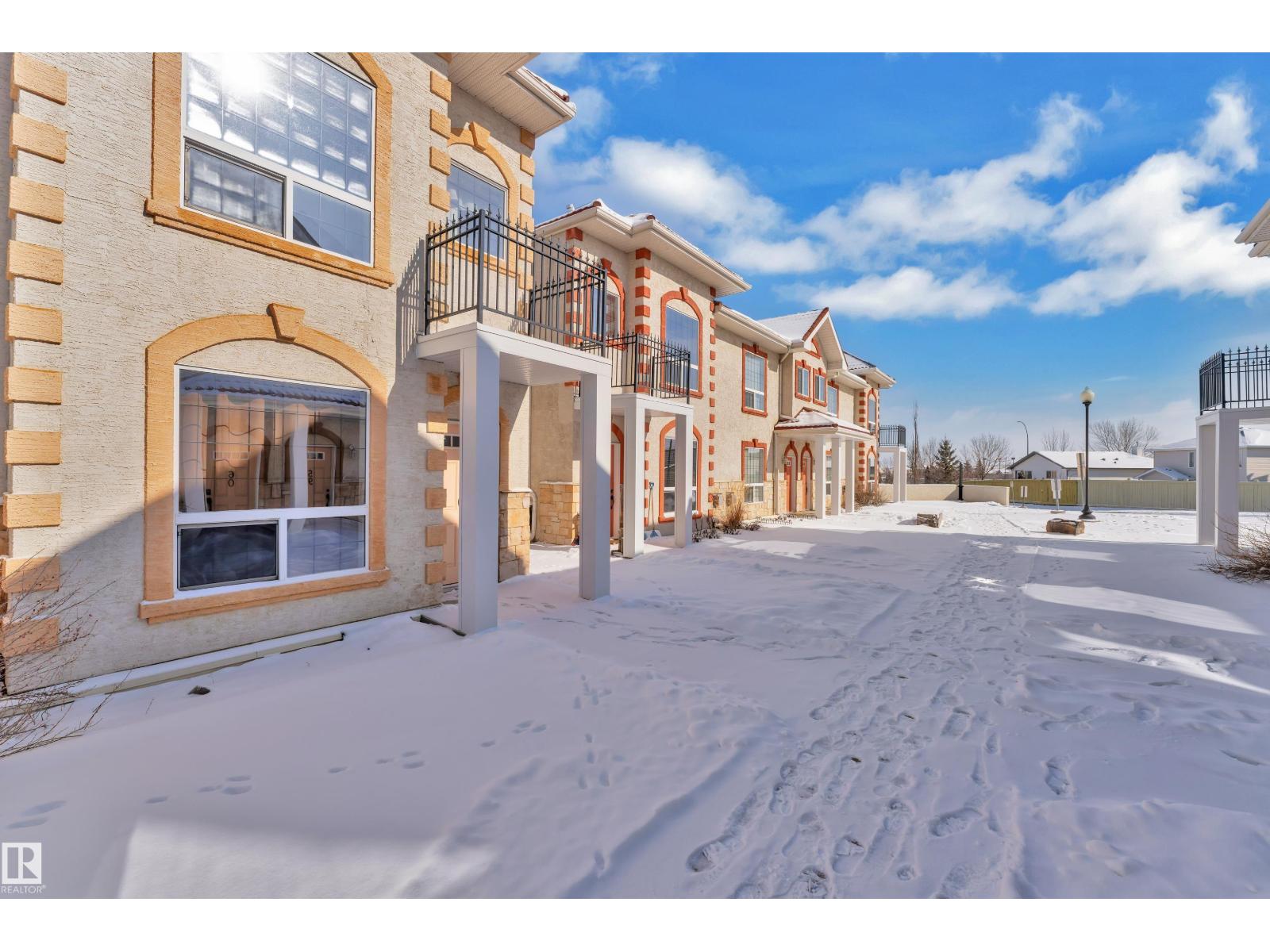 #110 13825 155 NW, Edmonton